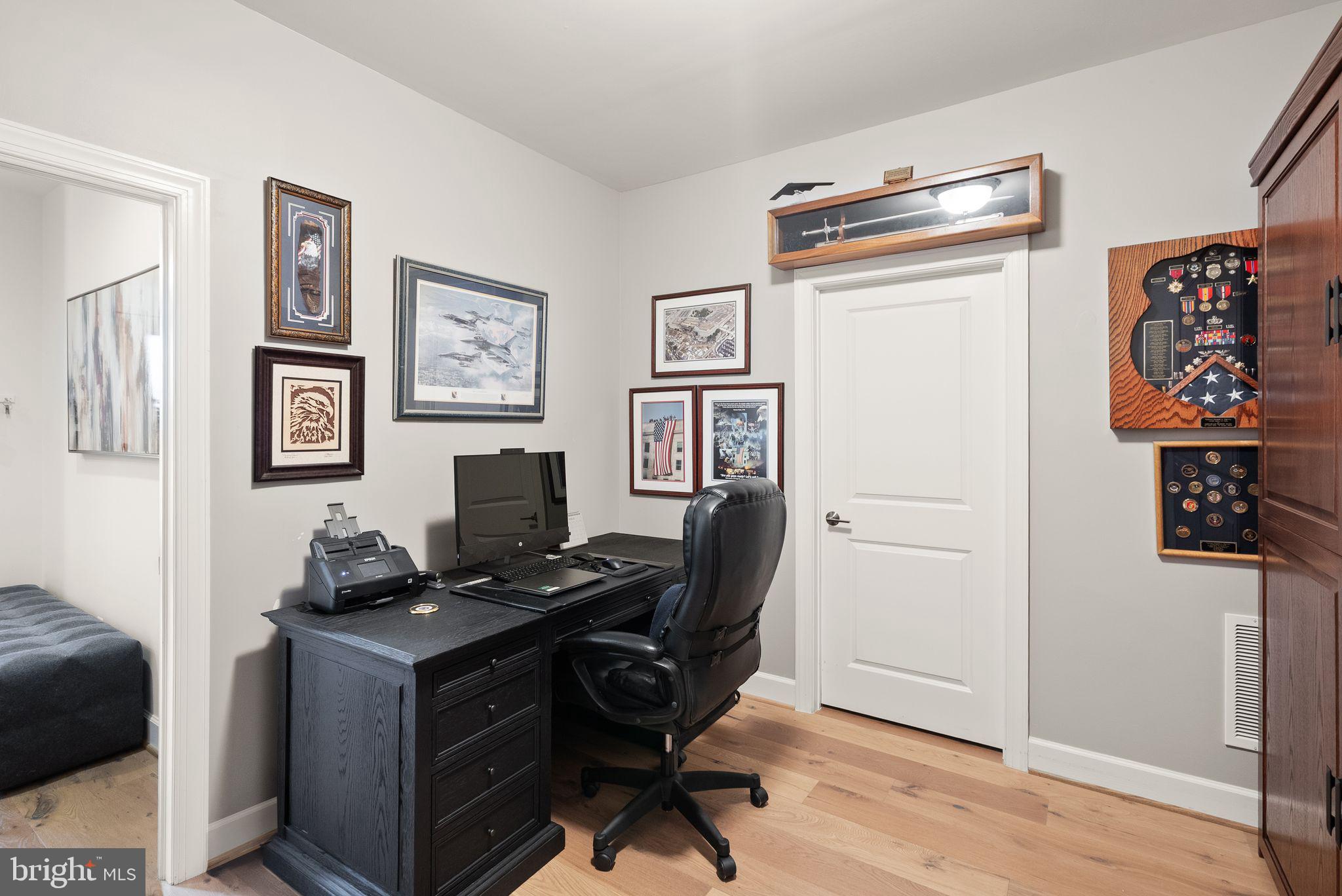 Real estate listing preview #11