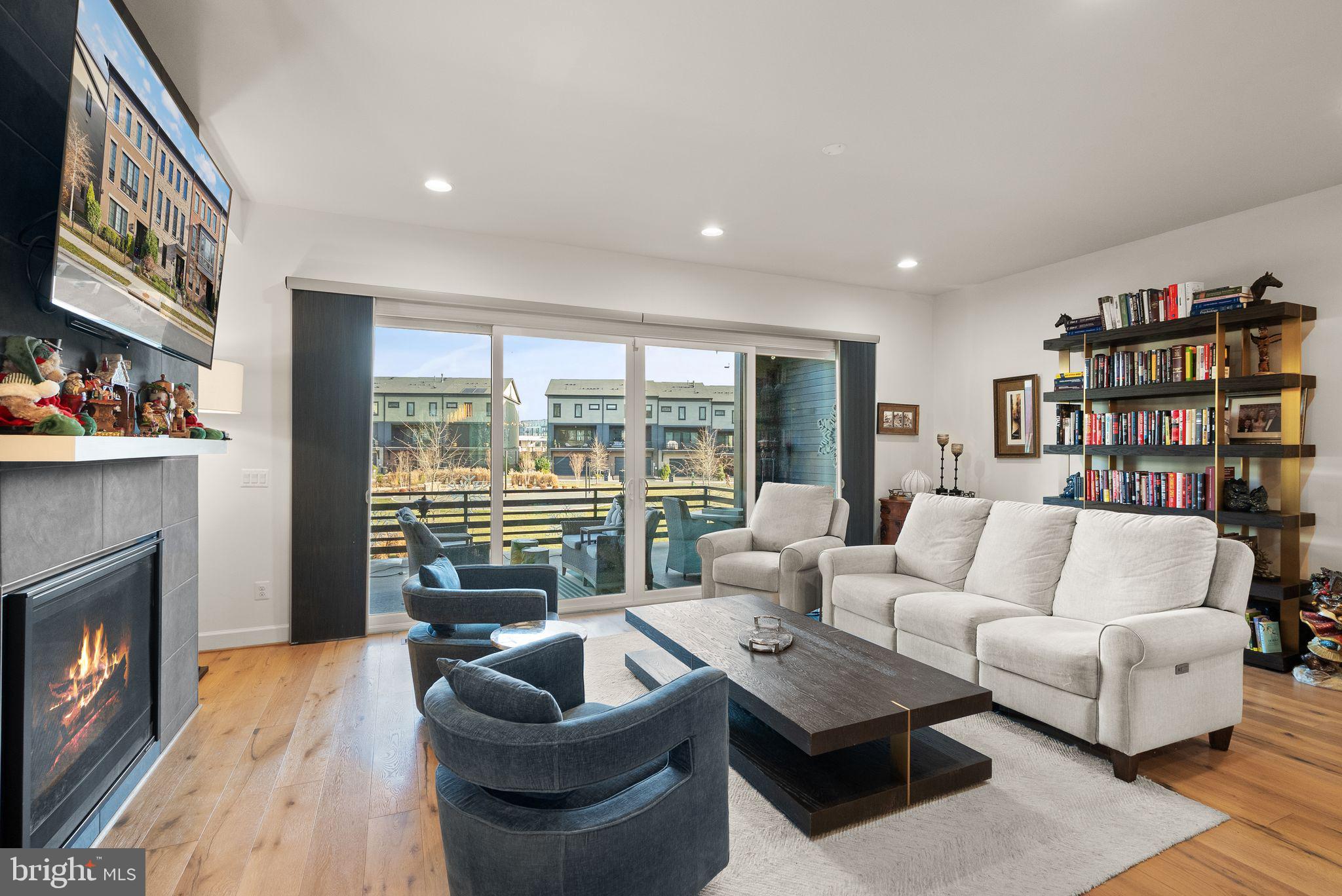 Real estate listing preview #23