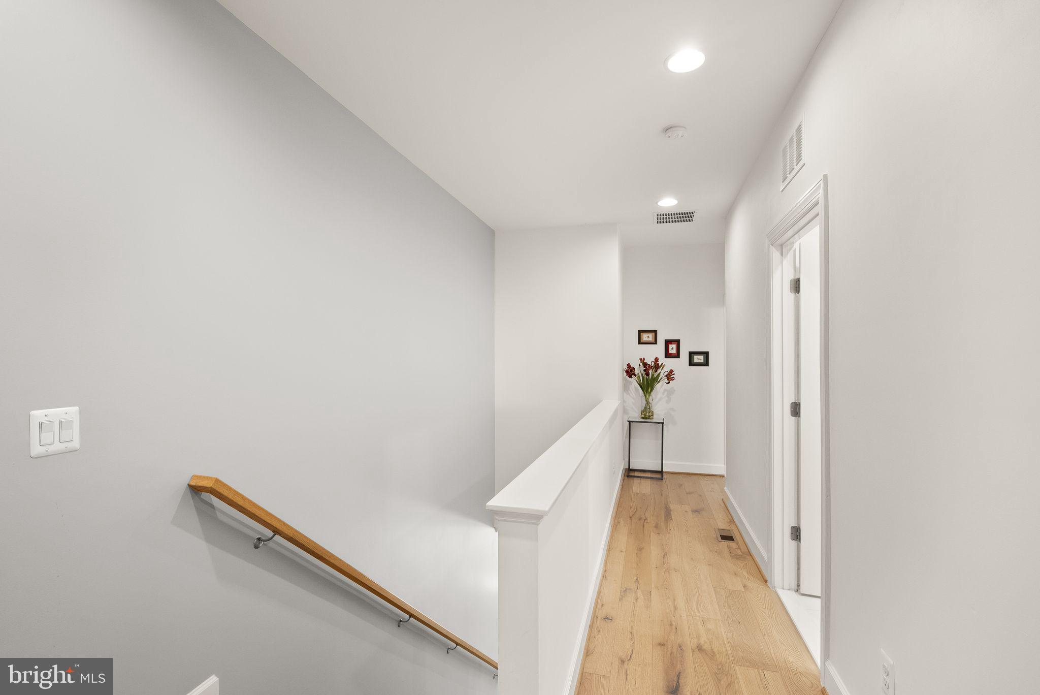 Real estate listing preview #29