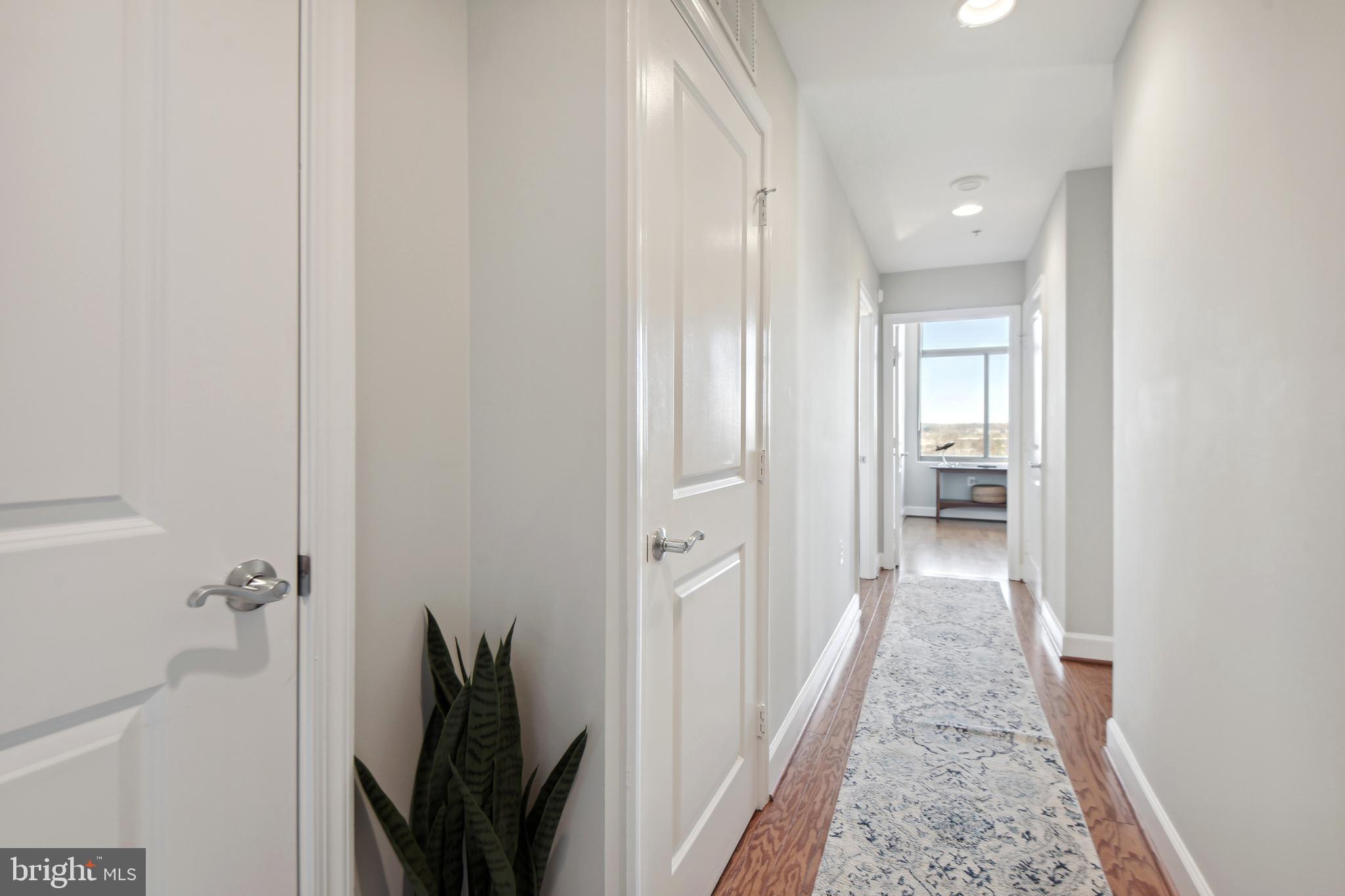 Real estate listing preview #6