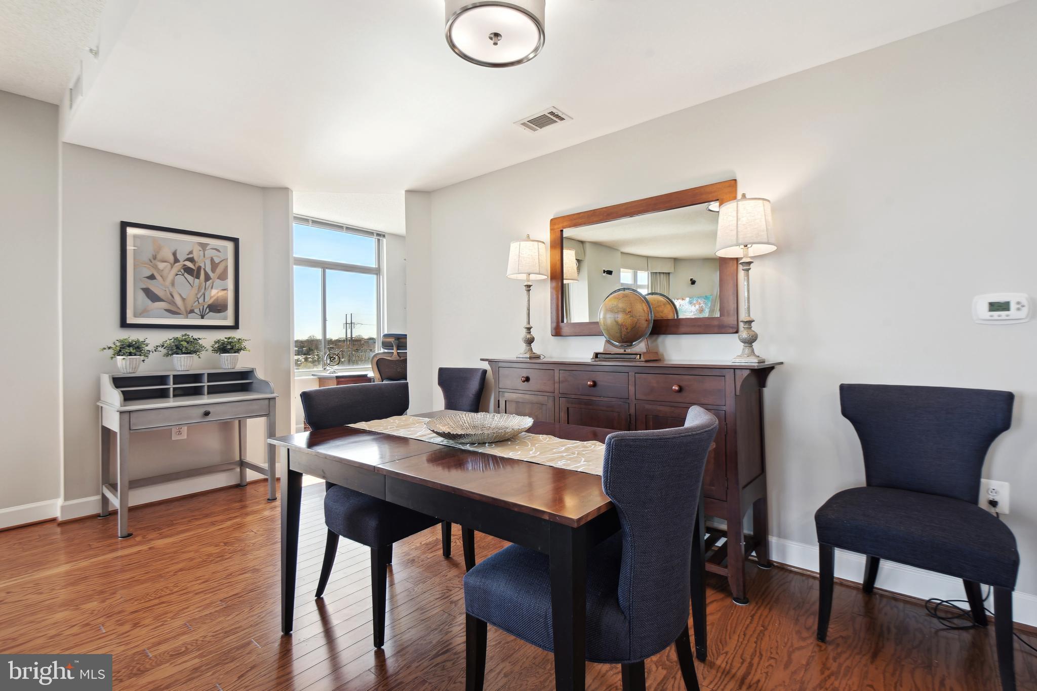 Real estate listing preview #12