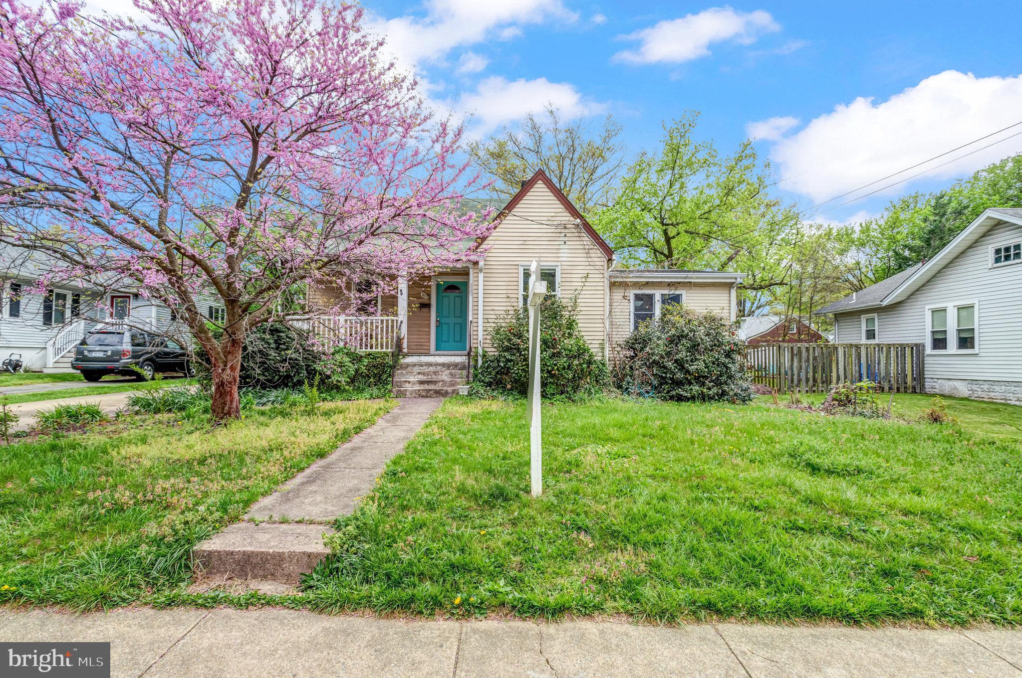 Real estate listing preview #6