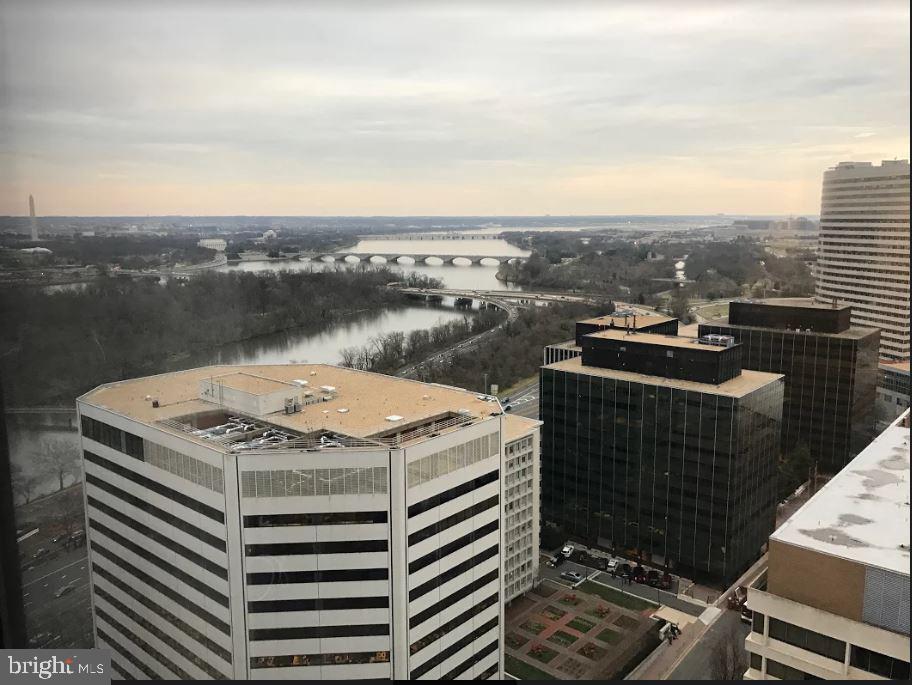 Real estate listing preview #16