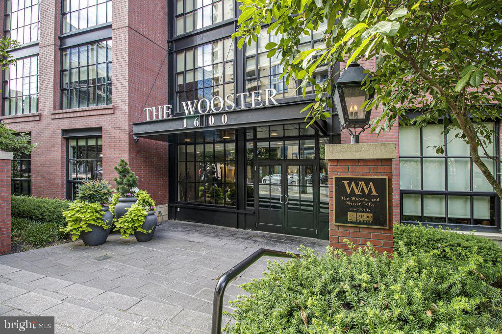 Real estate listing preview #29