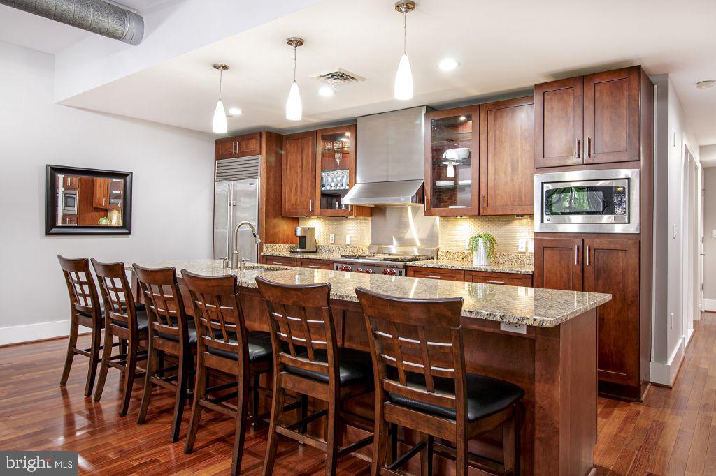 Real estate listing preview #11