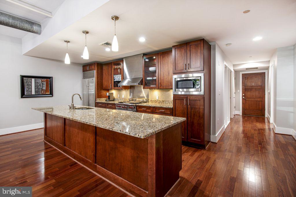 Real estate listing preview #15