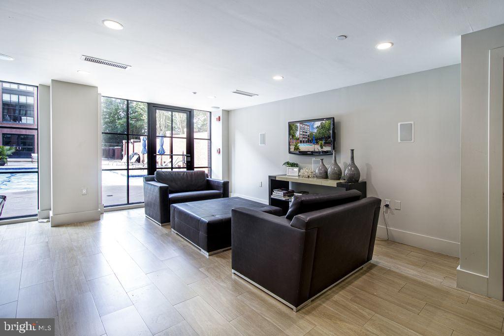 Real estate listing preview #39