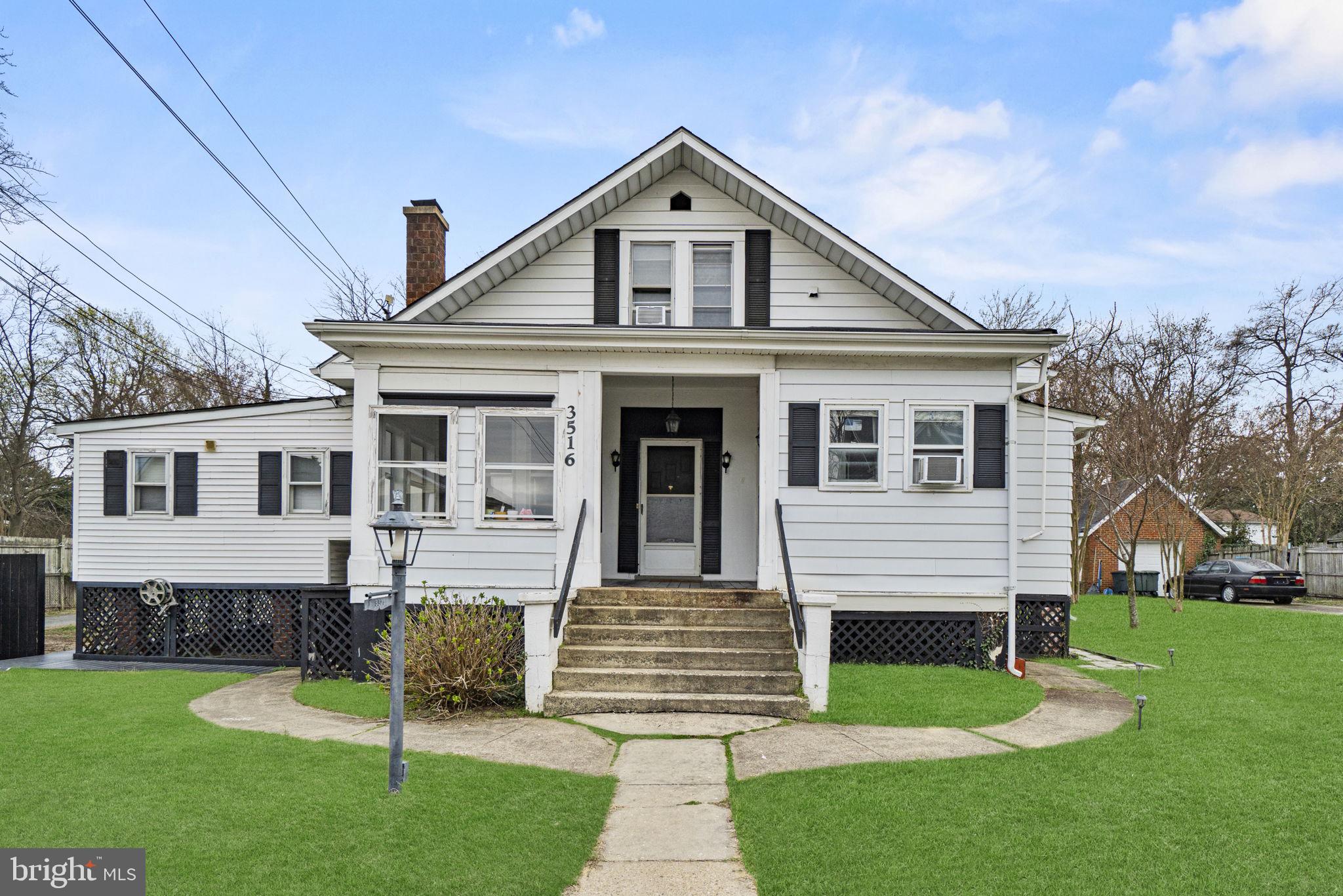 Real estate listing preview #1