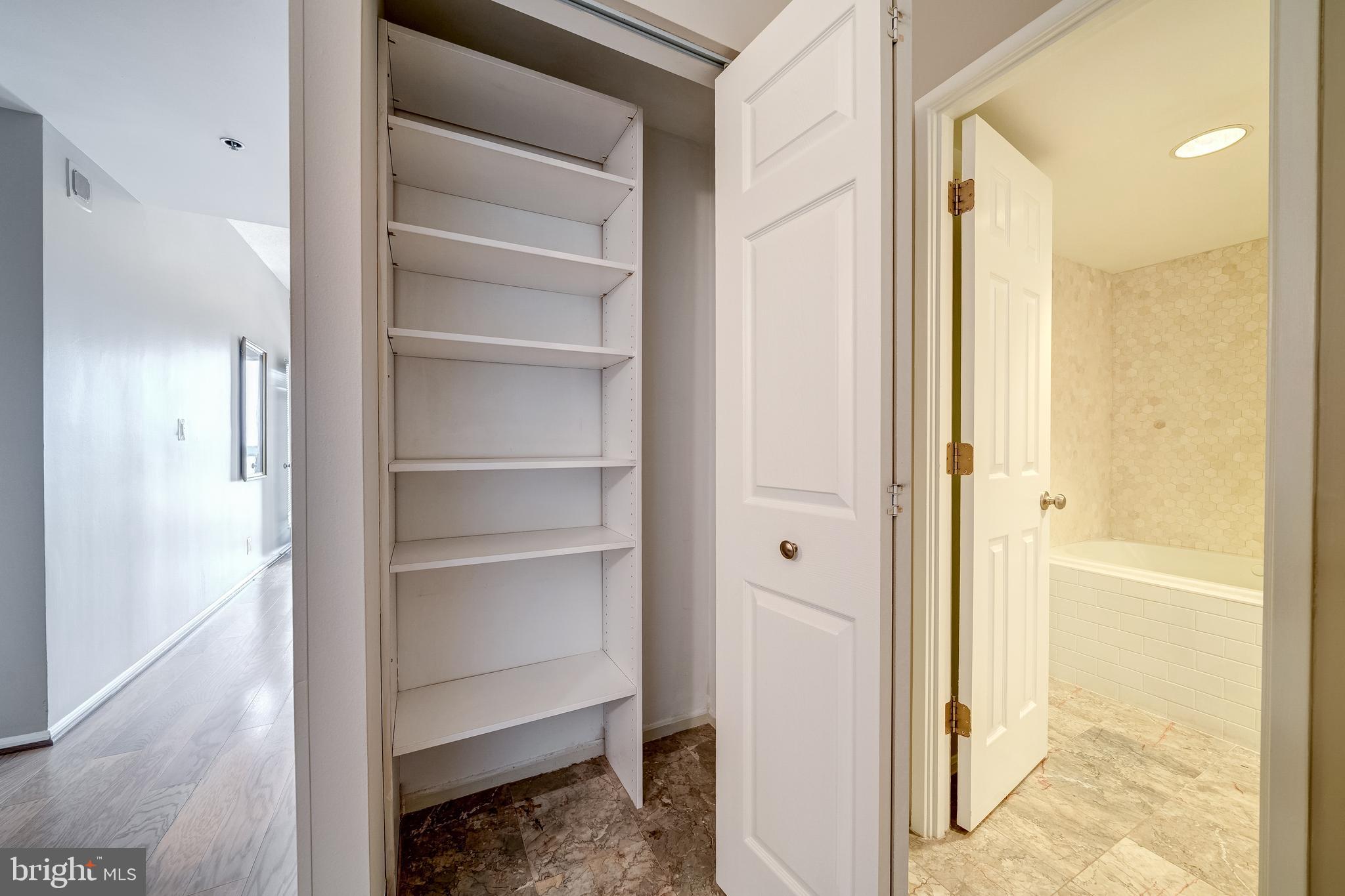 Real estate listing preview #18