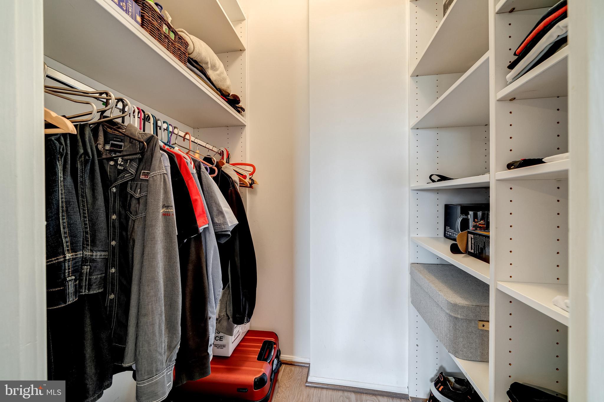 Real estate listing preview #25