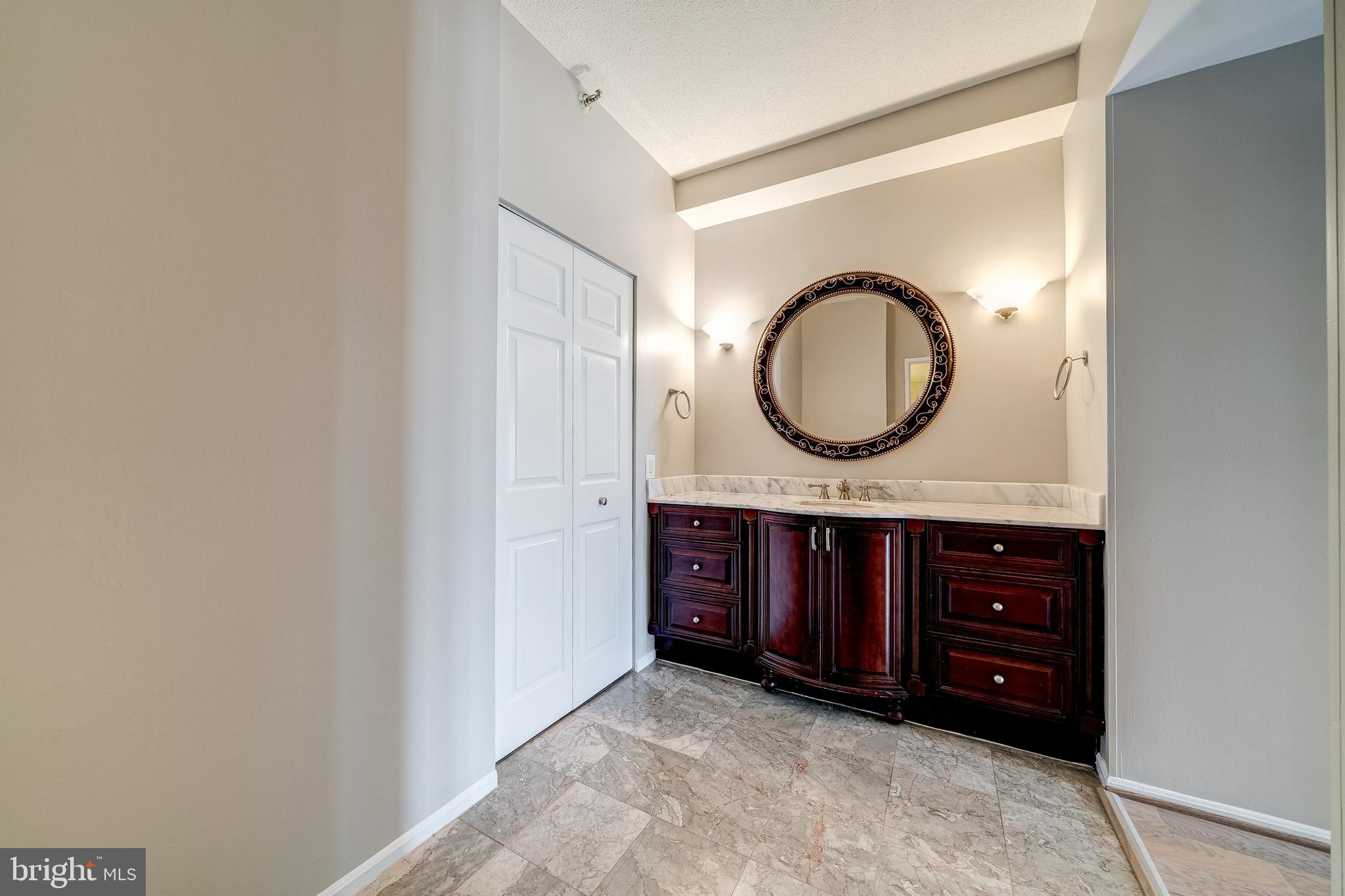 Real estate listing preview #17