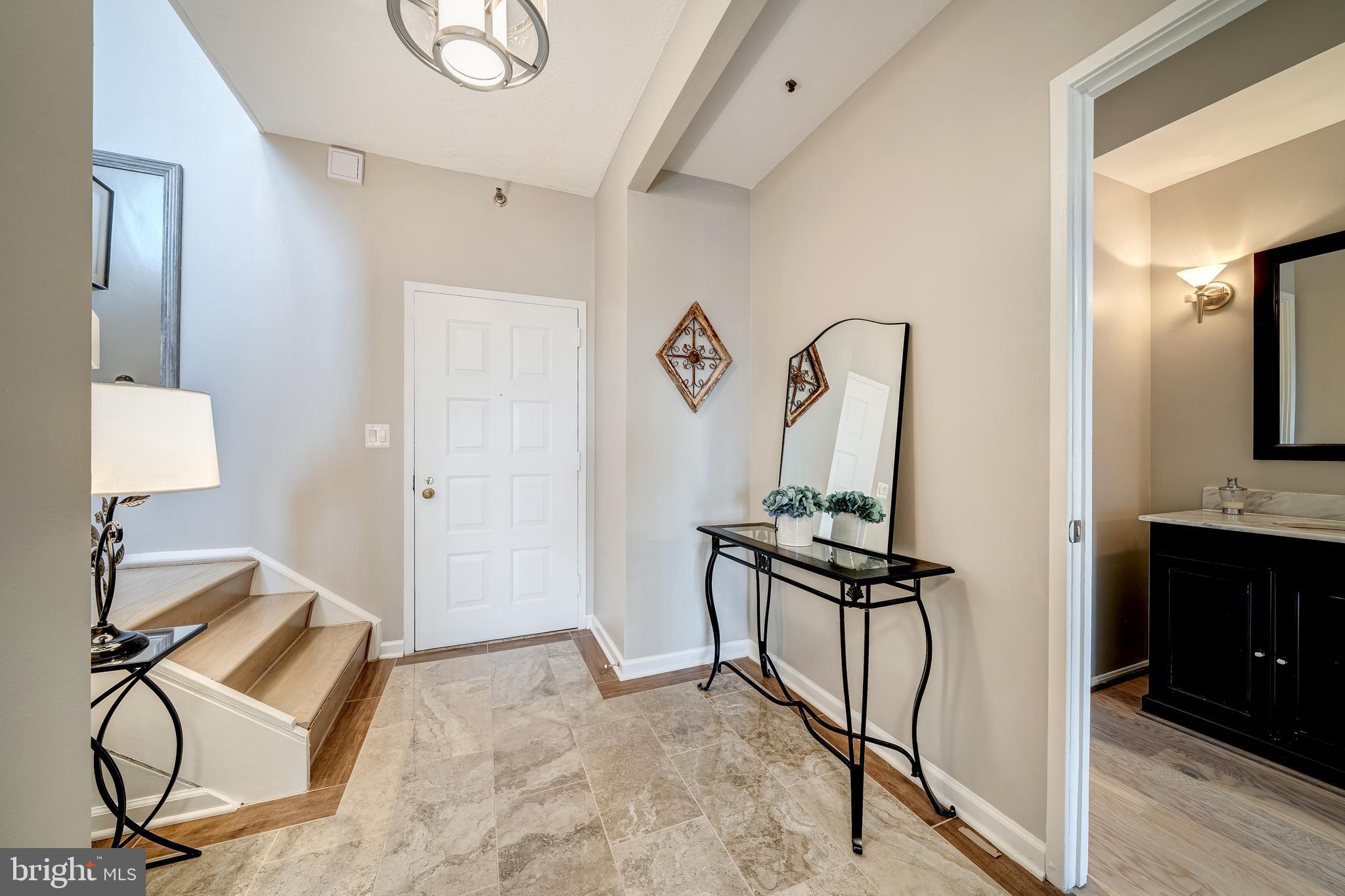 Real estate listing preview #8