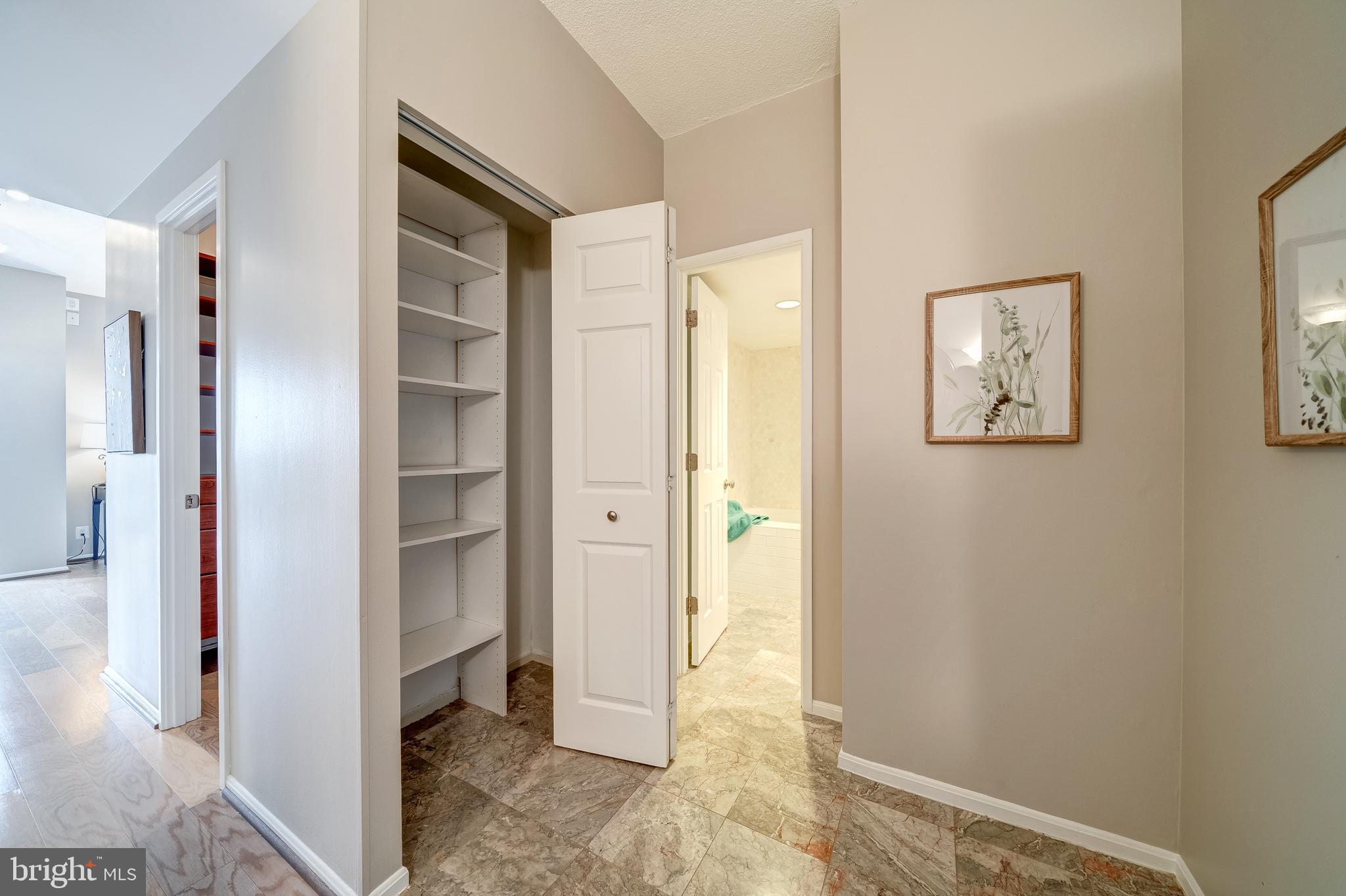 Real estate listing preview #19