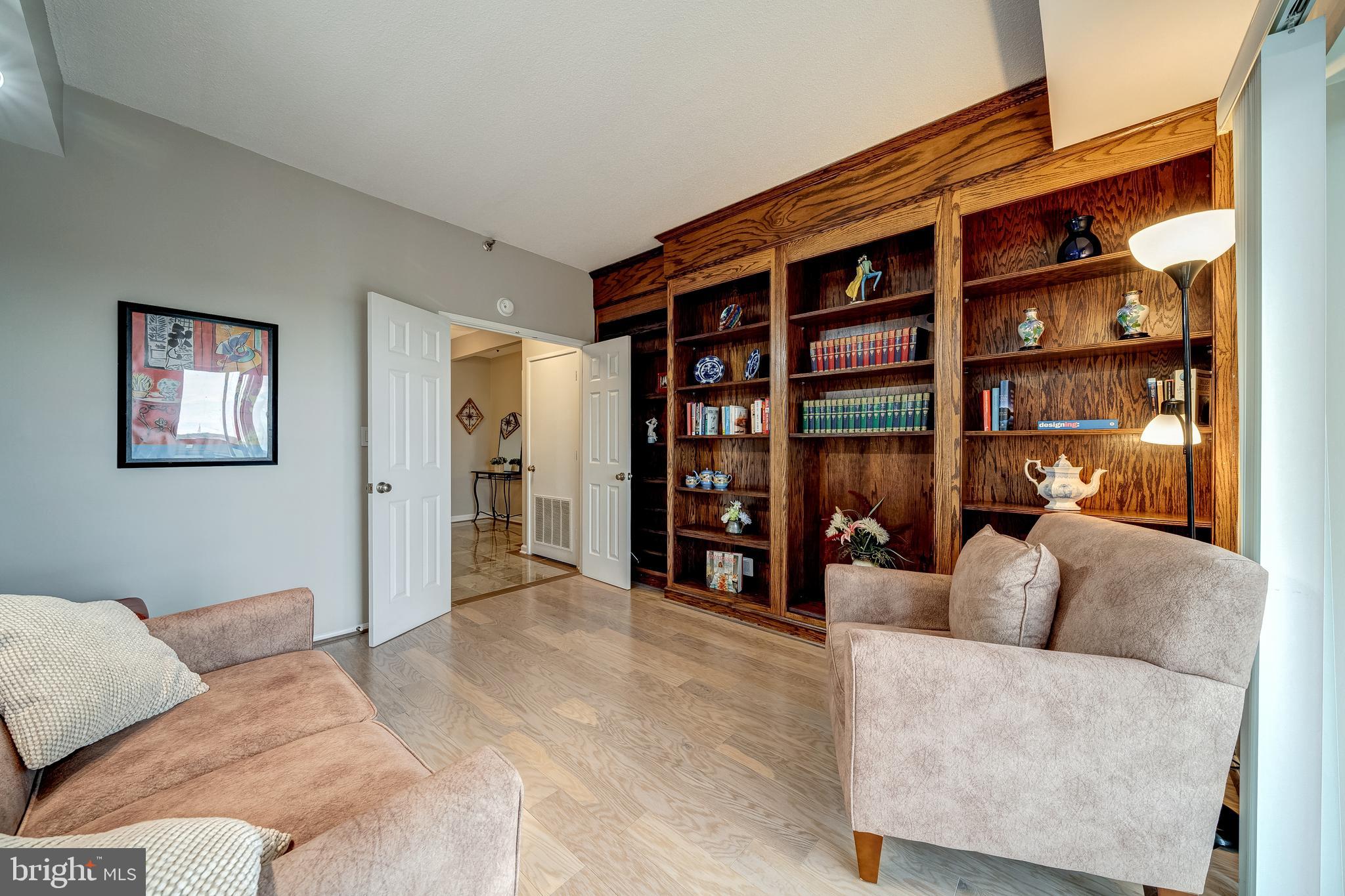 Real estate listing preview #11