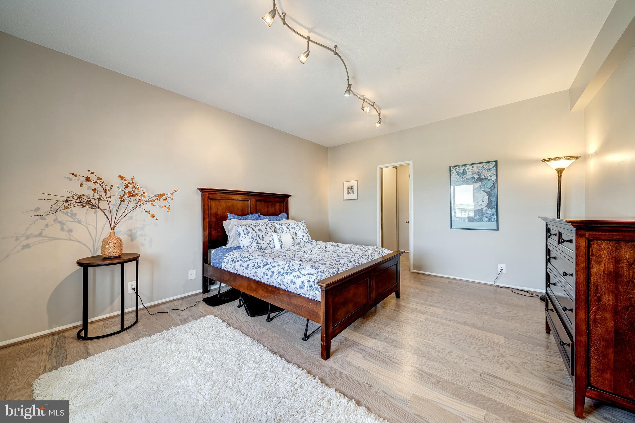 Real estate listing preview #54