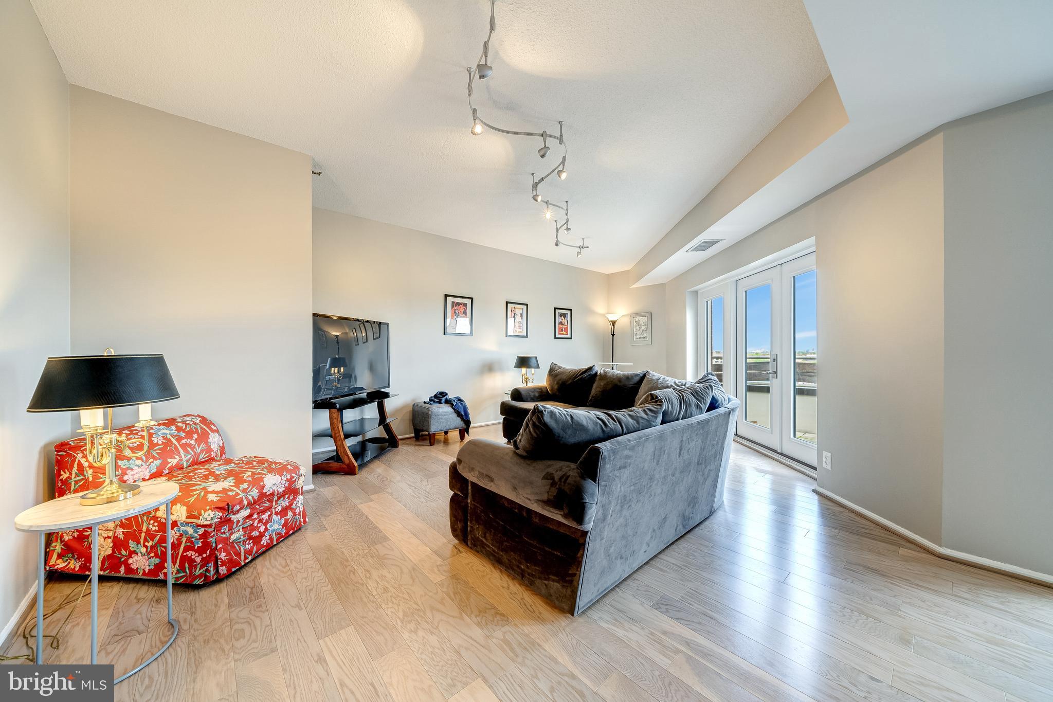 Real estate listing preview #30