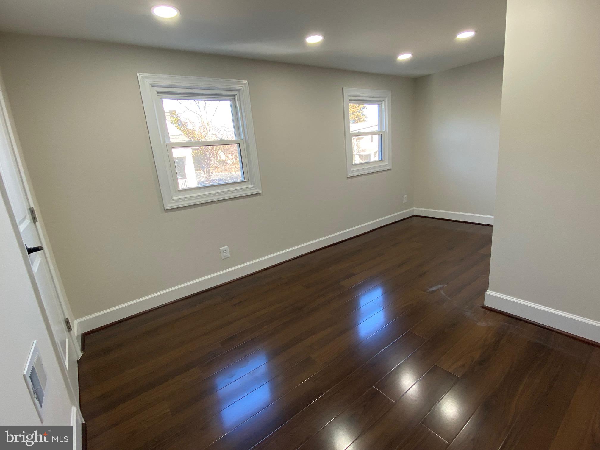 Real estate listing preview #19