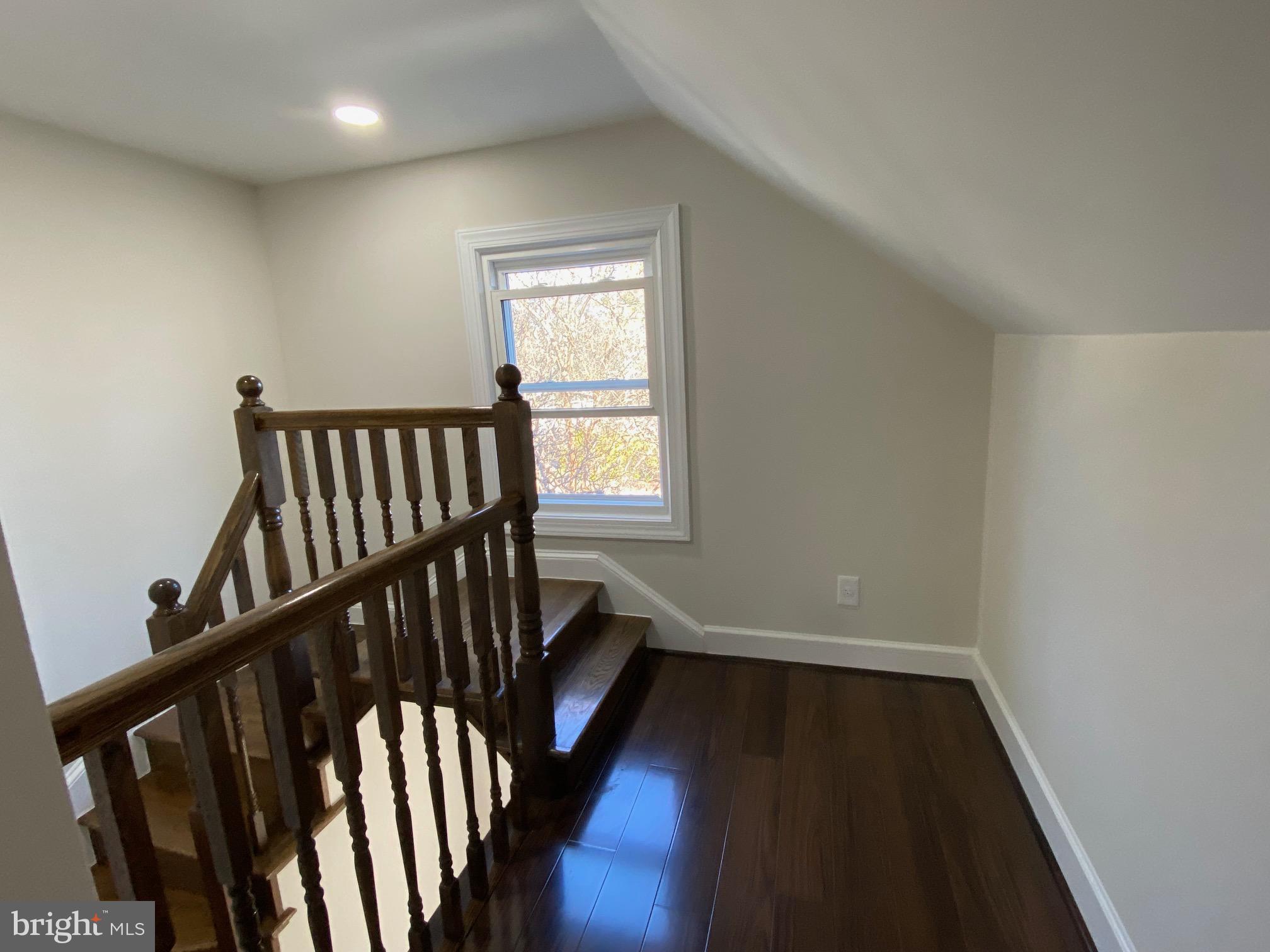 Real estate listing preview #22