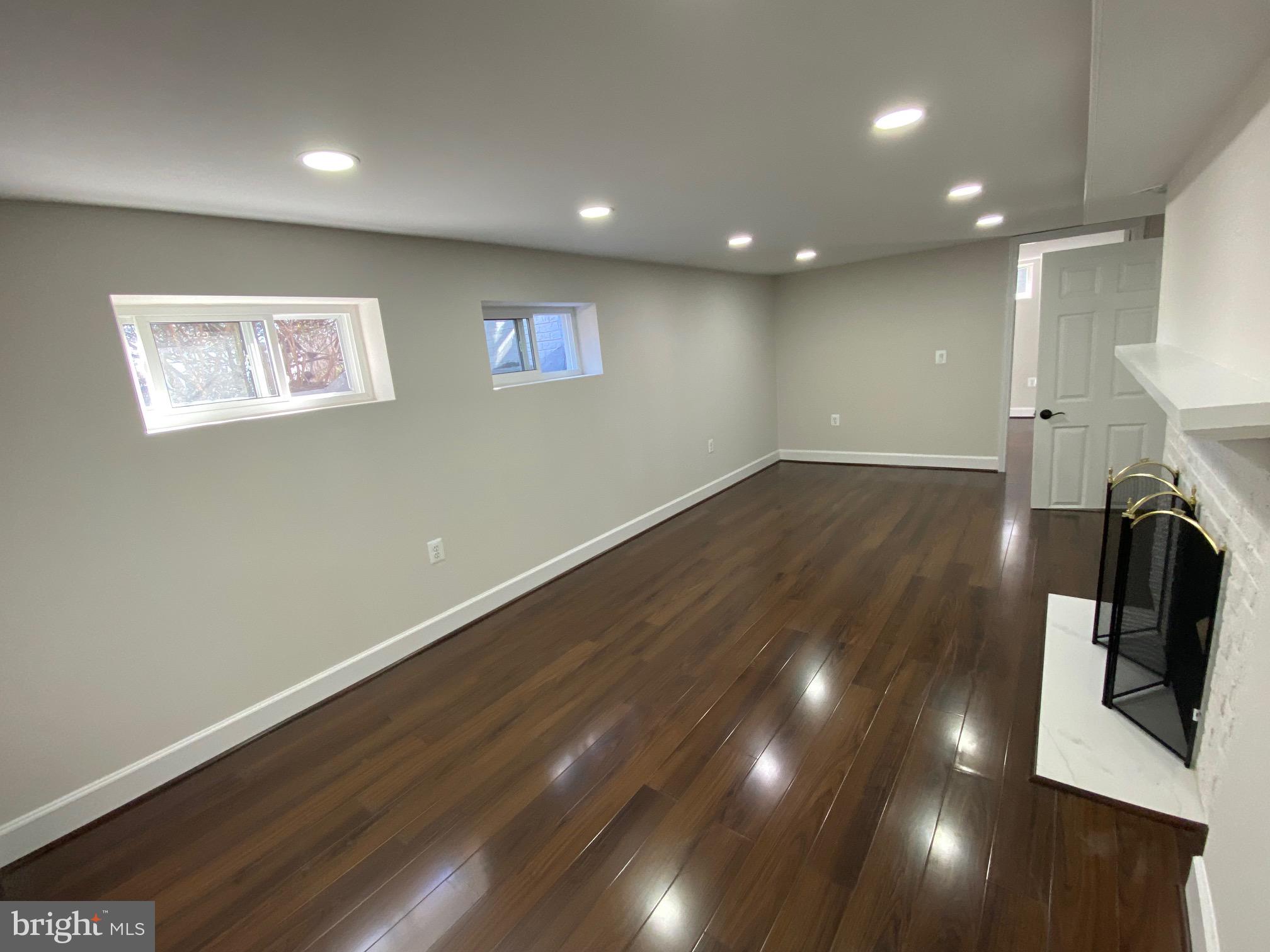 Real estate listing preview #25