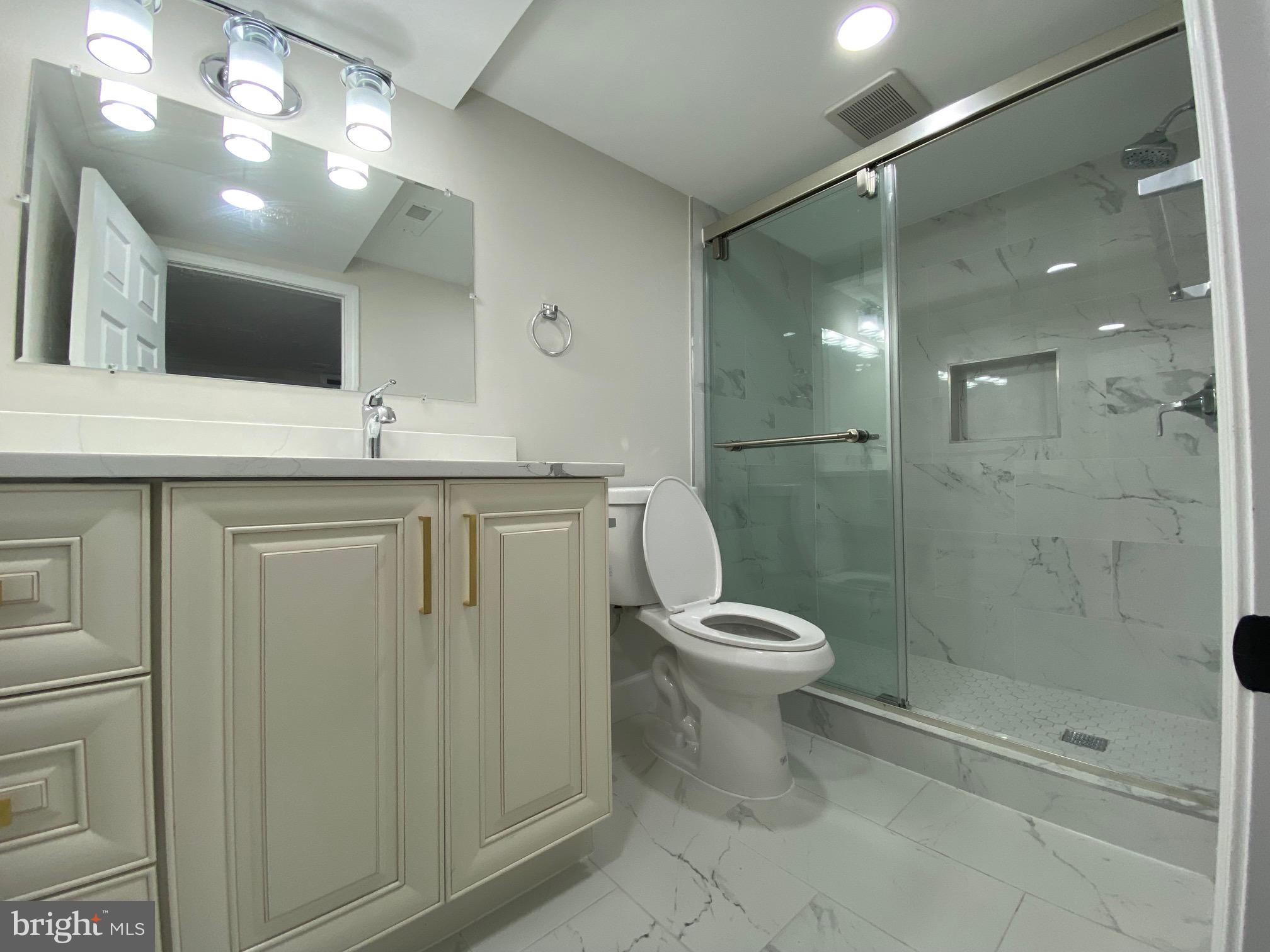 Real estate listing preview #28