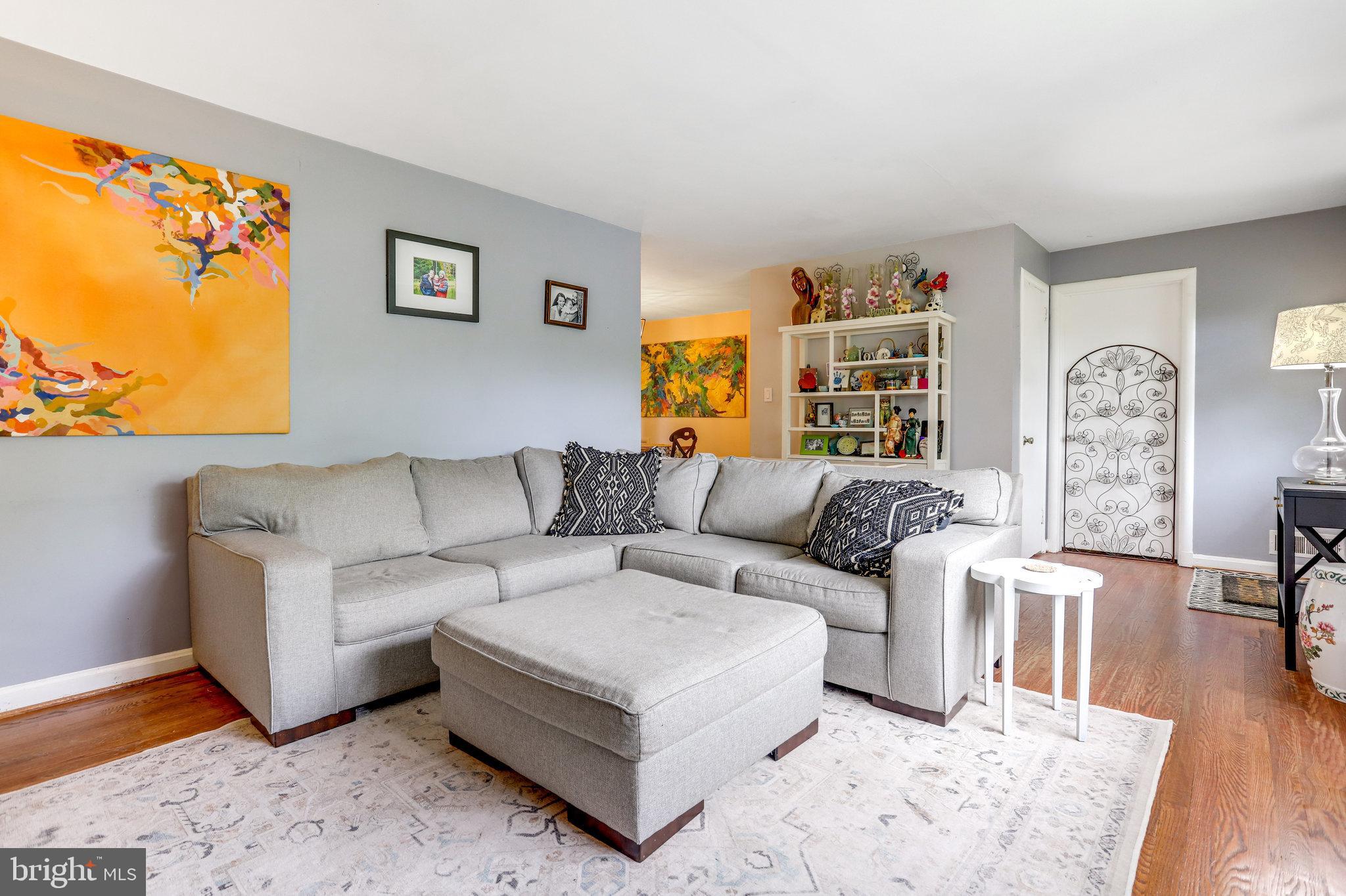 Real estate listing preview #12