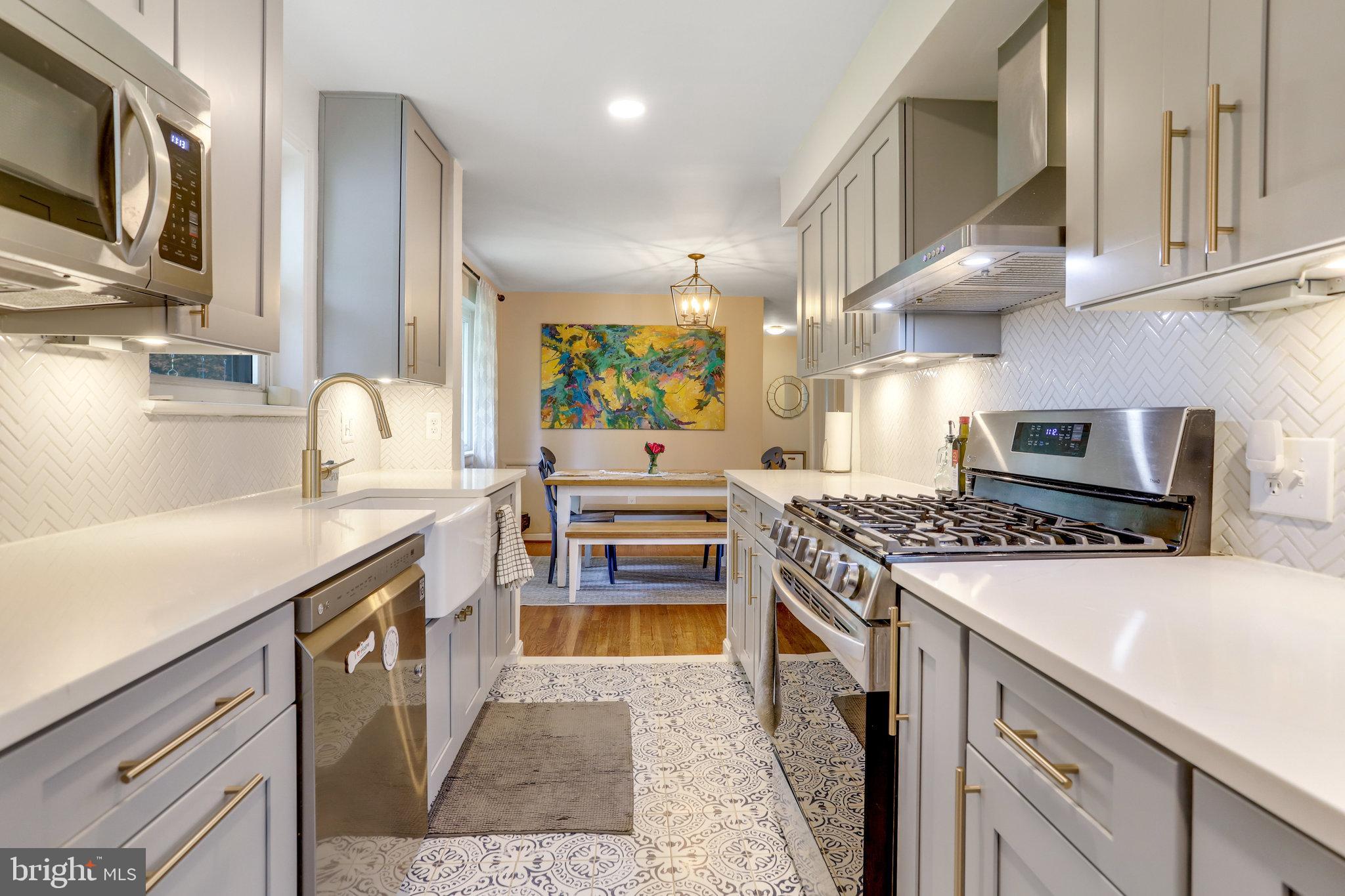 Real estate listing preview #19