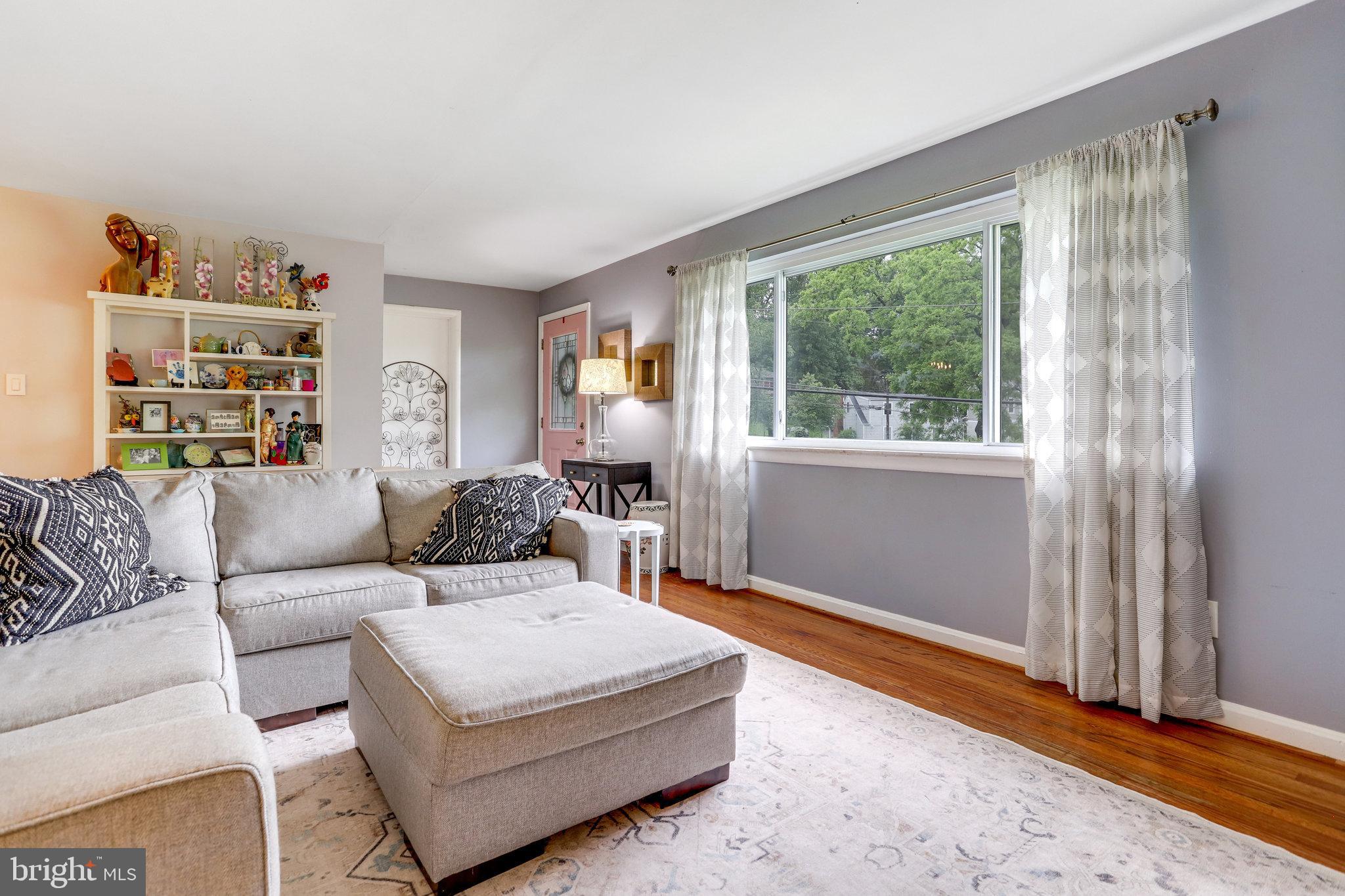 Real estate listing preview #13