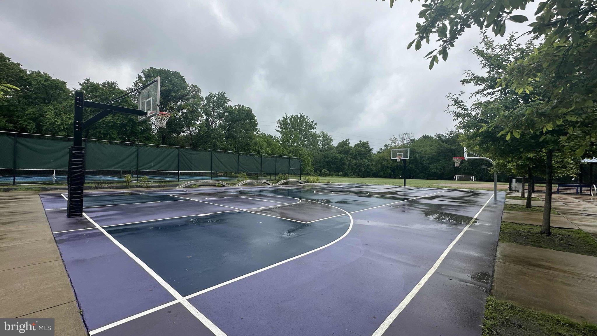 Real estate listing preview #54