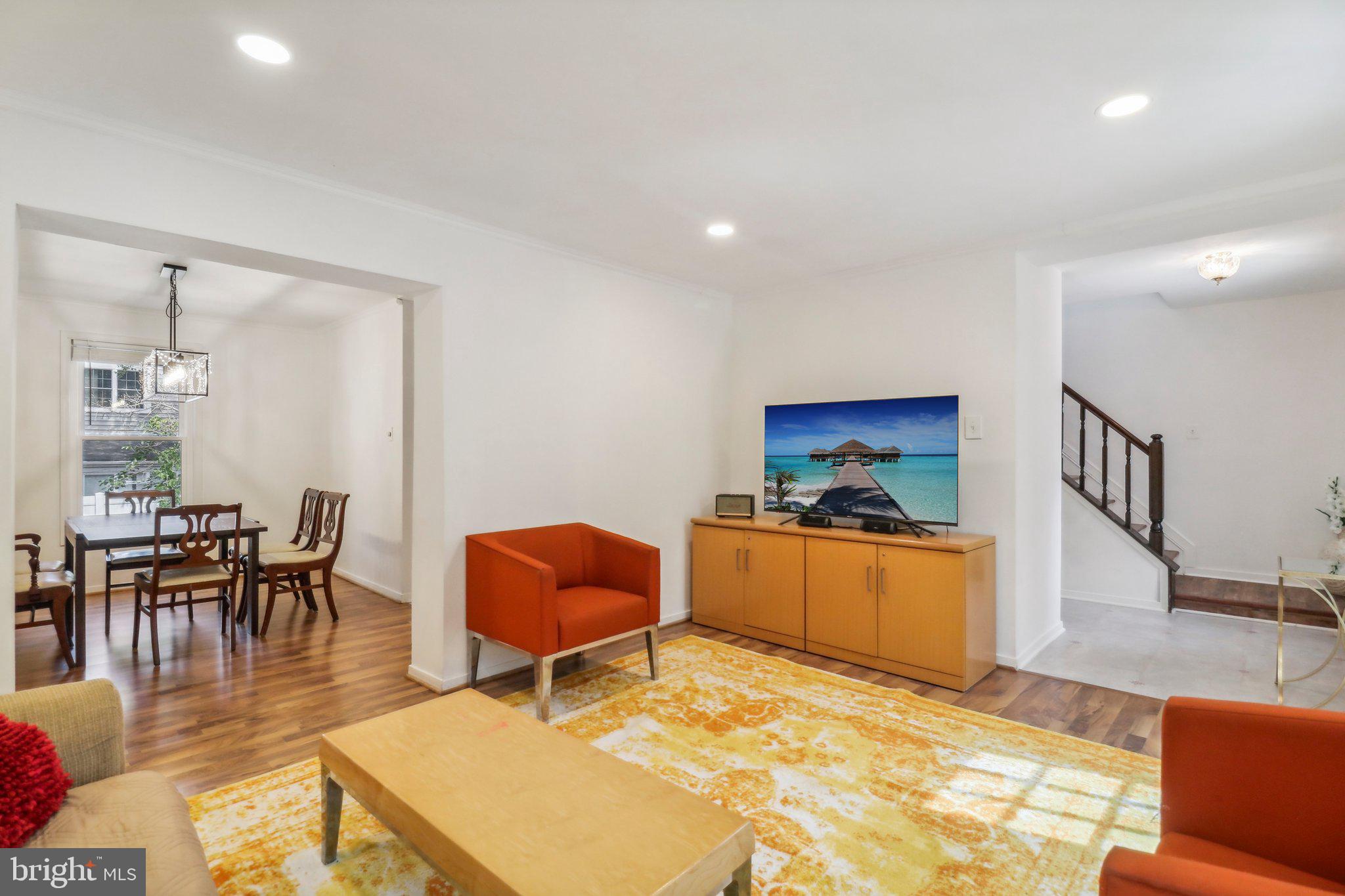 Real estate listing preview #10