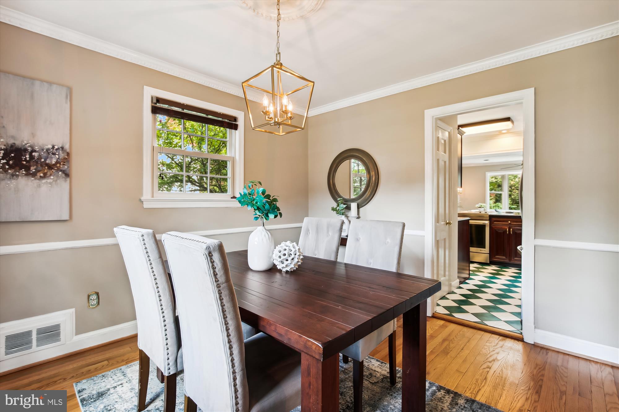 Real estate listing preview #12