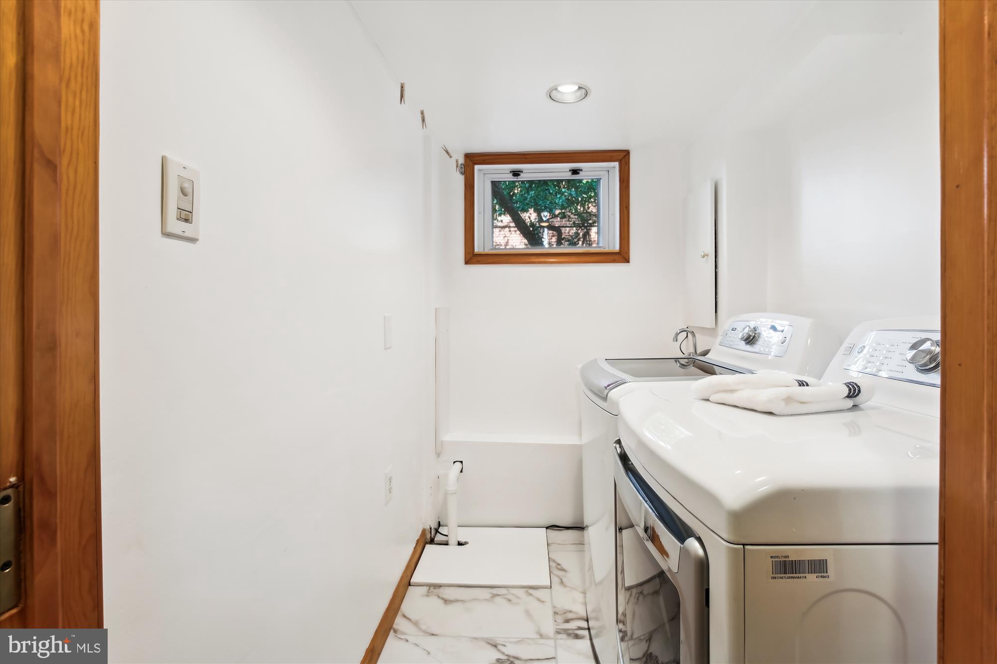 Real estate listing preview #33