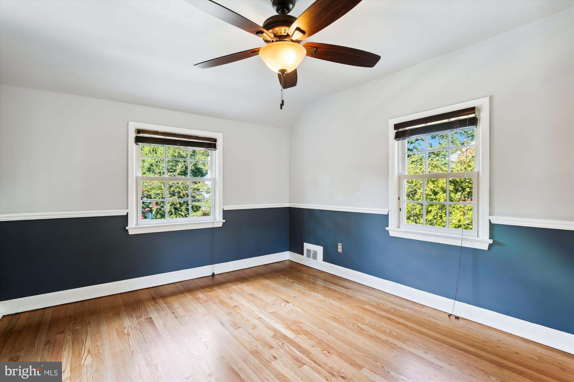 Real estate listing preview #23