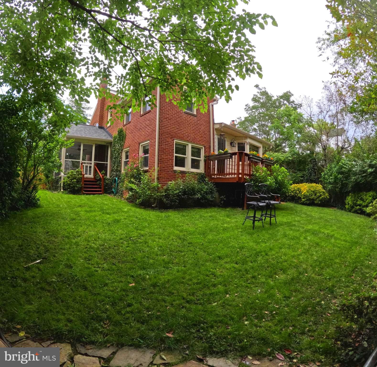 Real estate listing preview #4