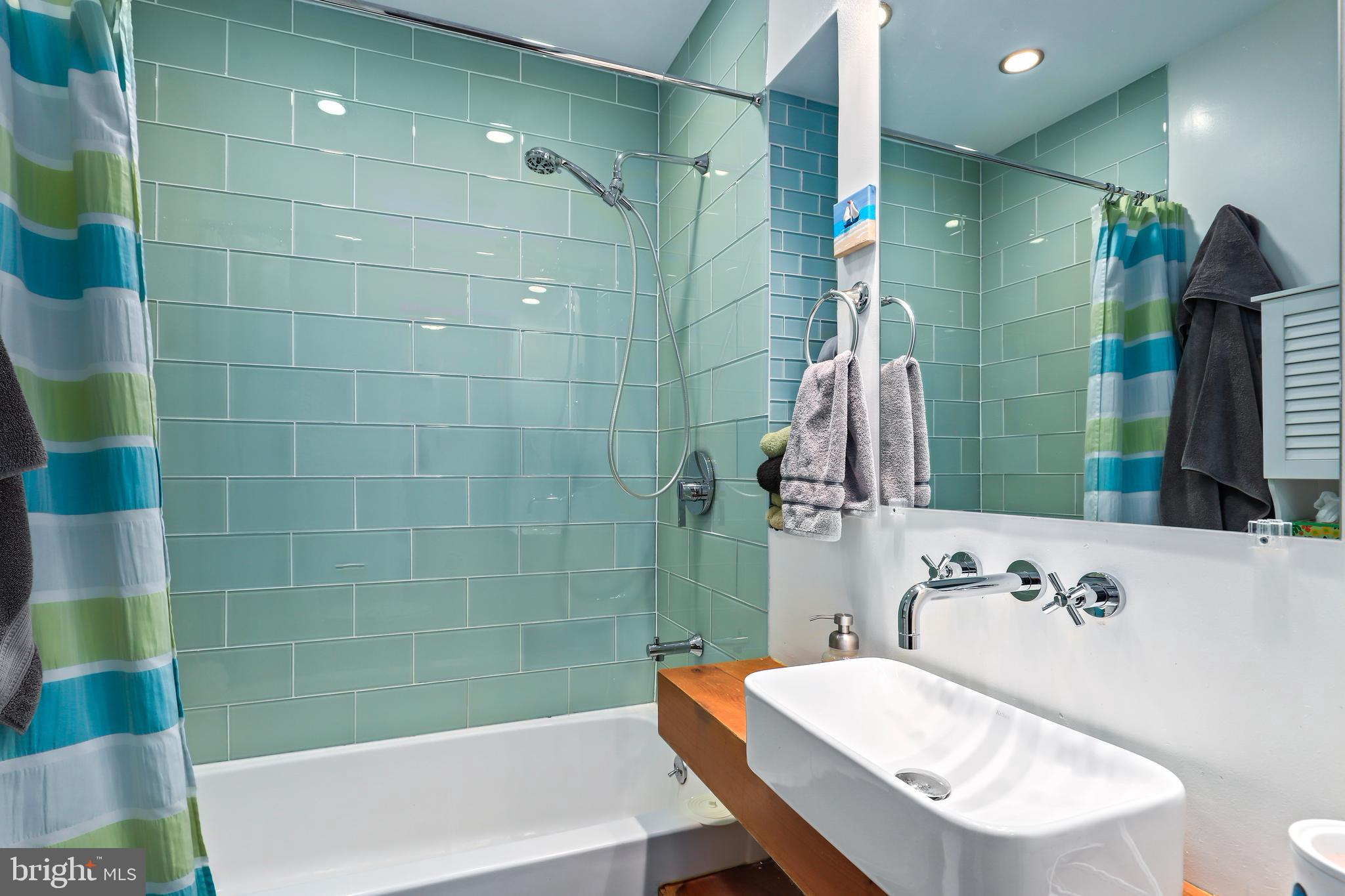 Real estate listing preview #17