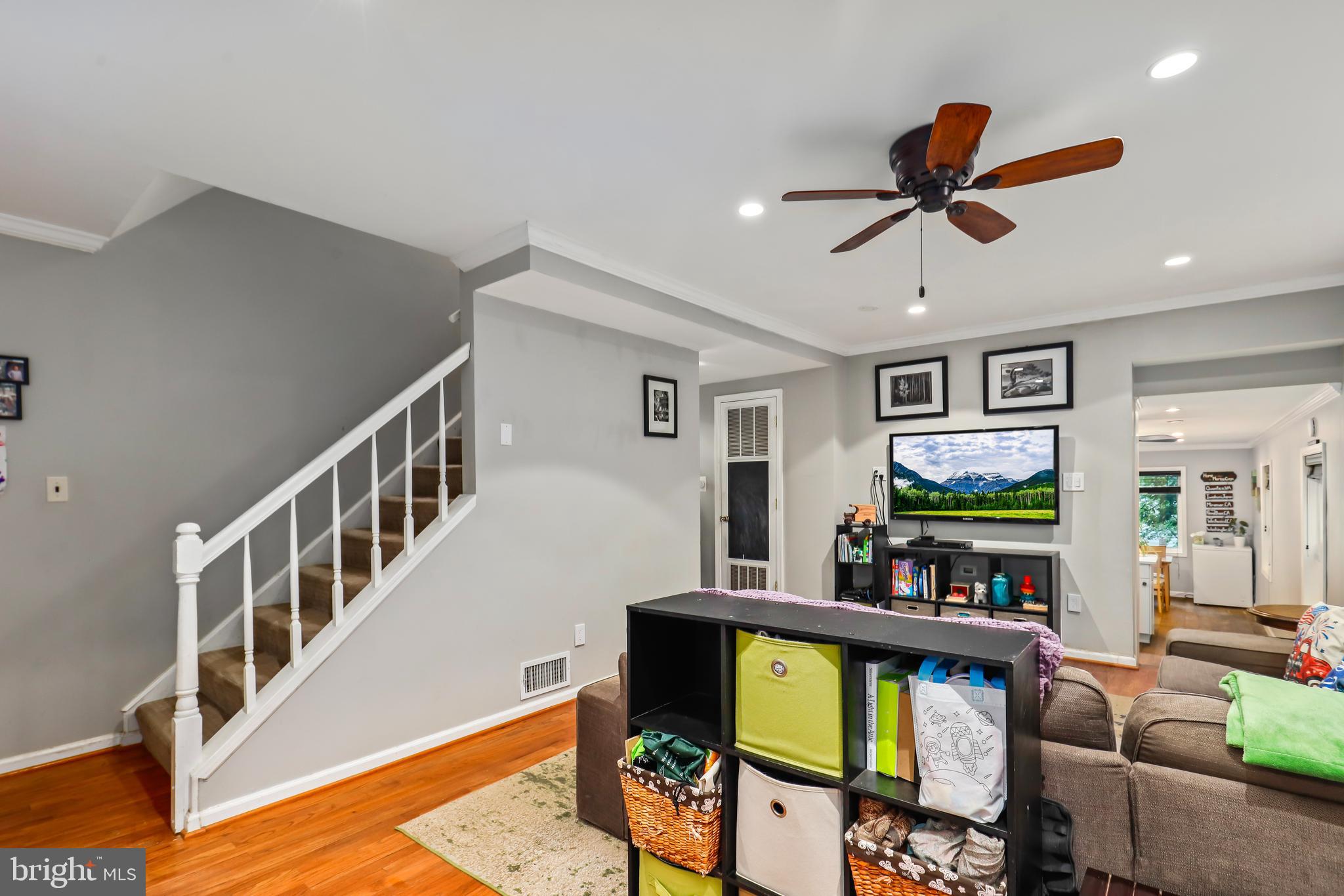 Real estate listing preview #5