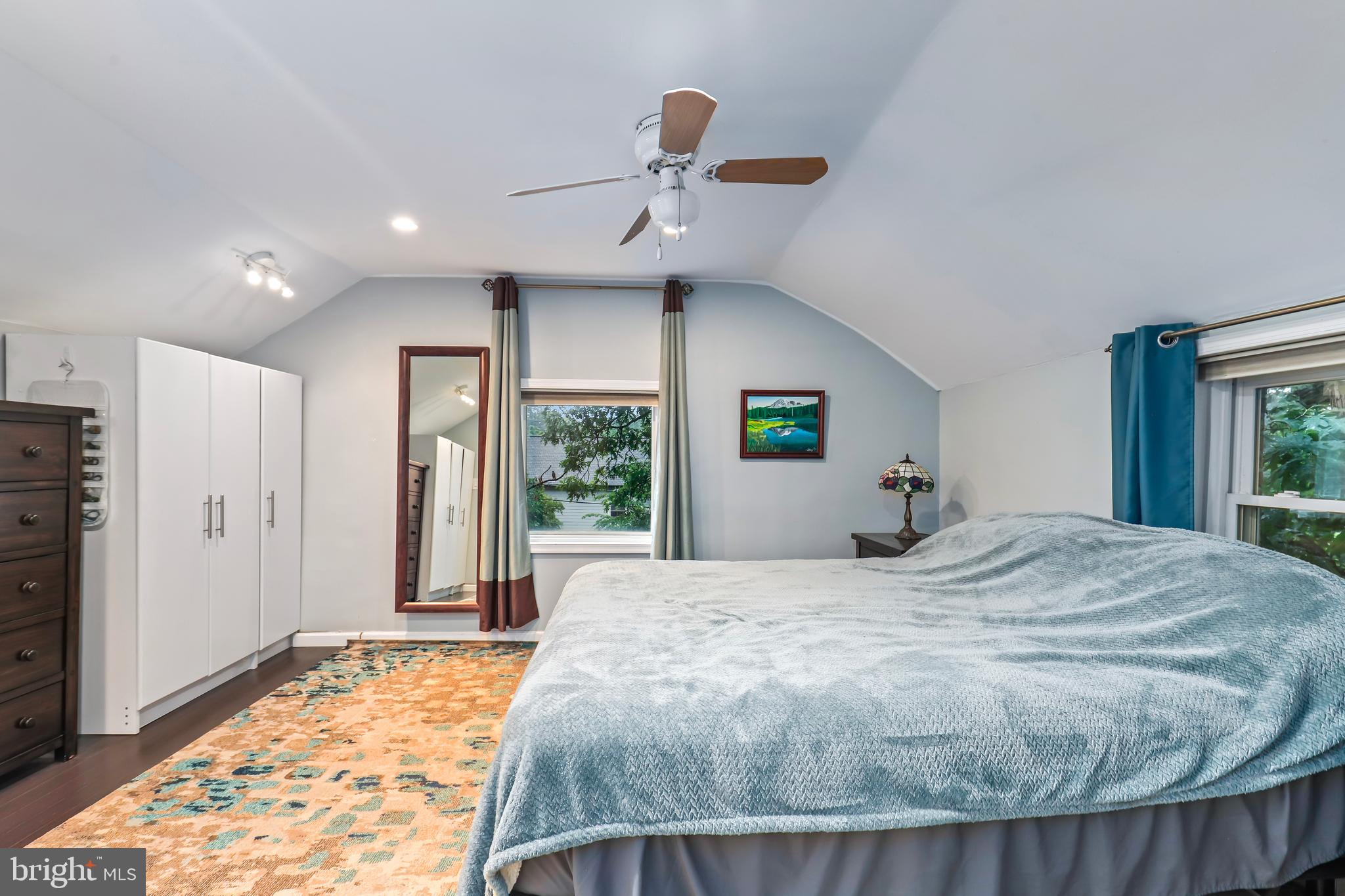 Real estate listing preview #16