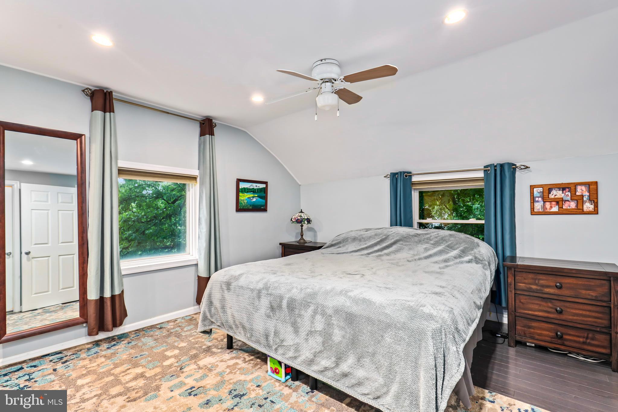 Real estate listing preview #14