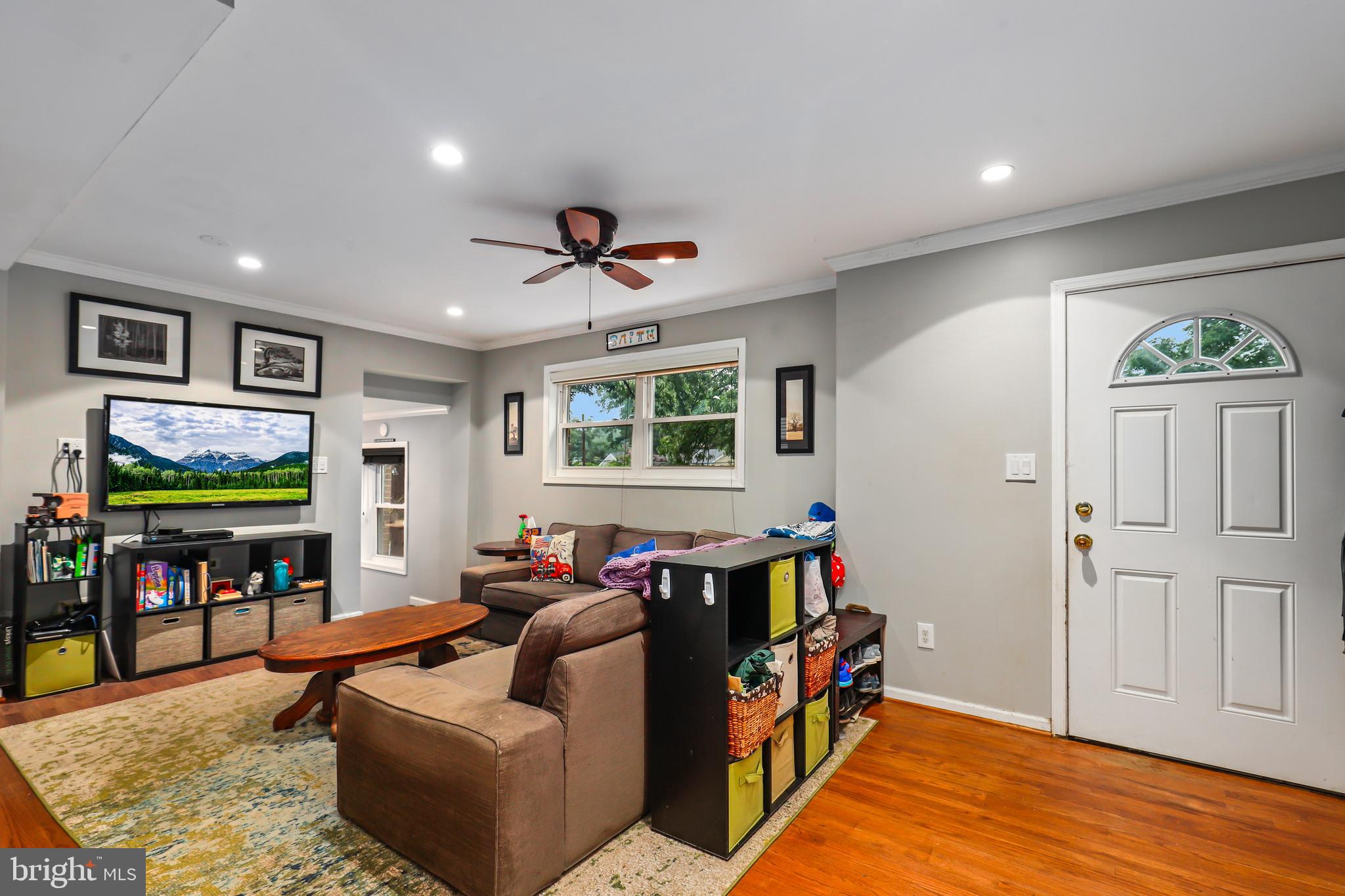 Real estate listing preview #4