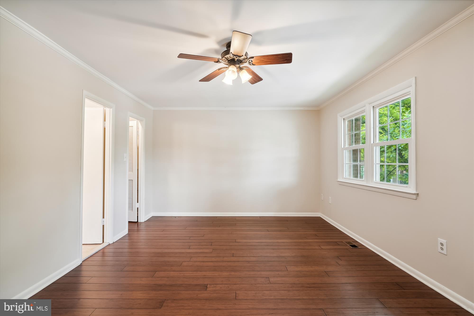 Real estate listing preview #17