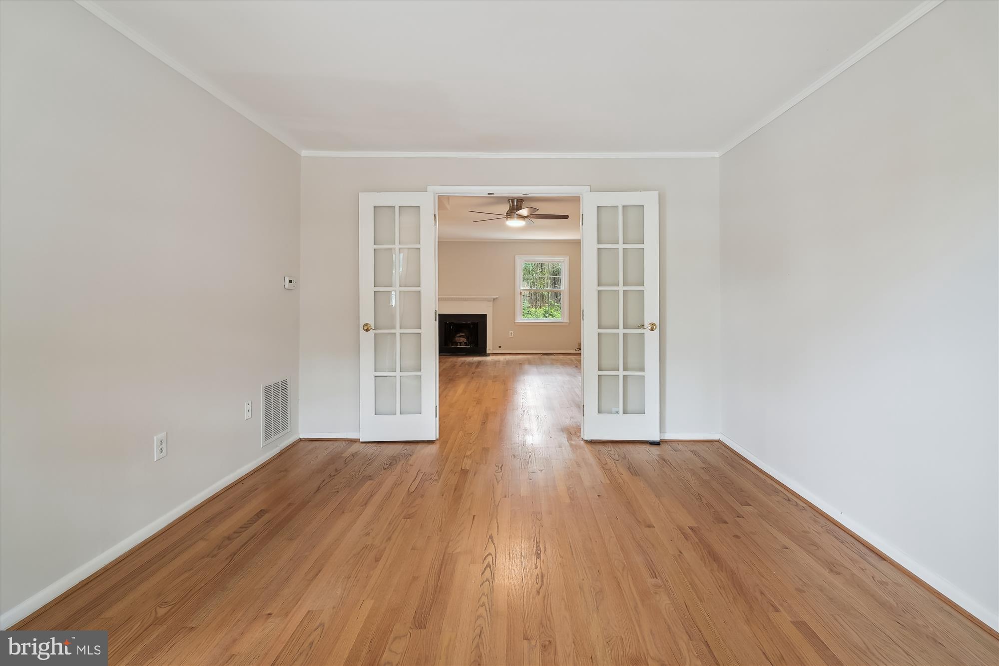 Real estate listing preview #14