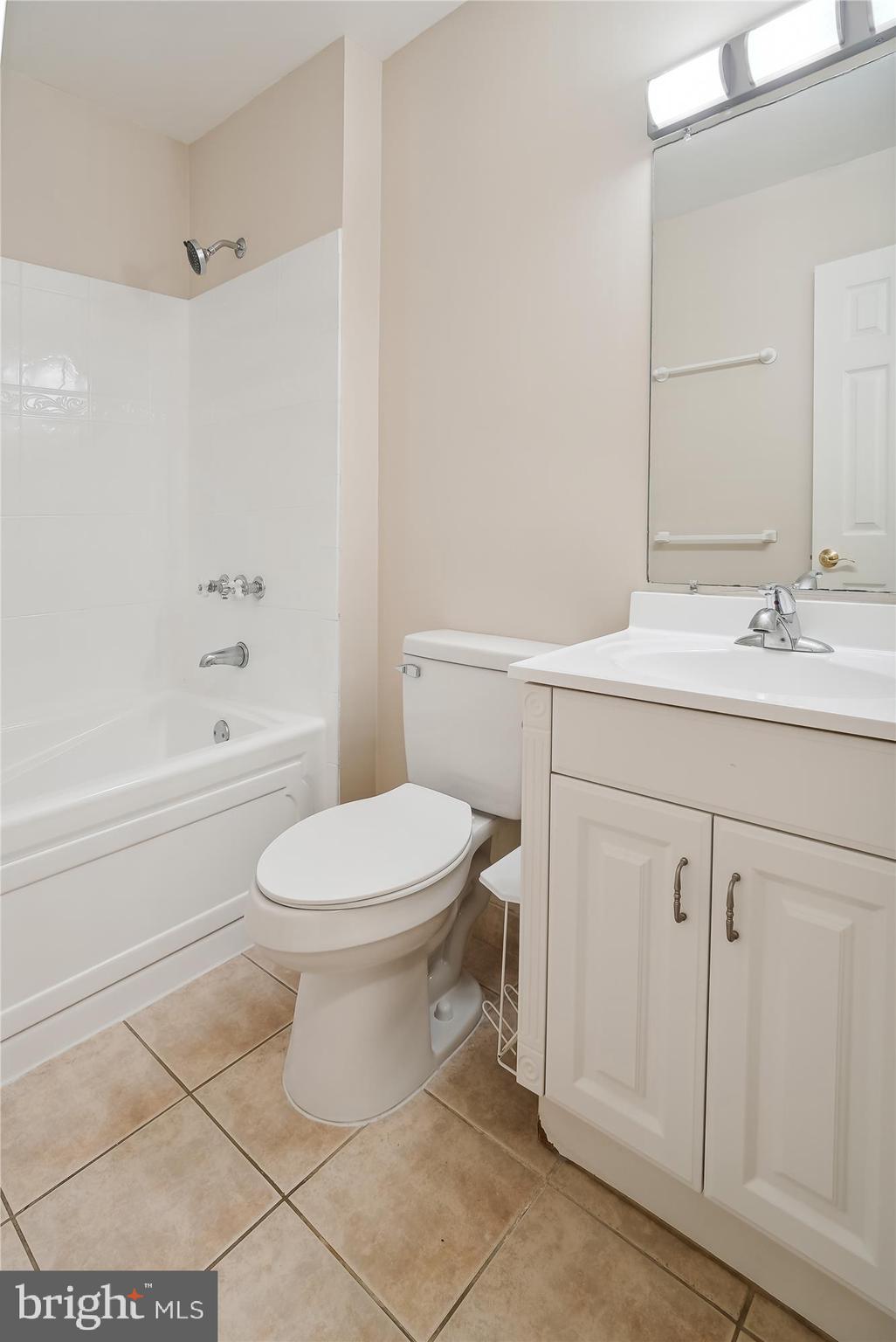 Real estate listing preview #25