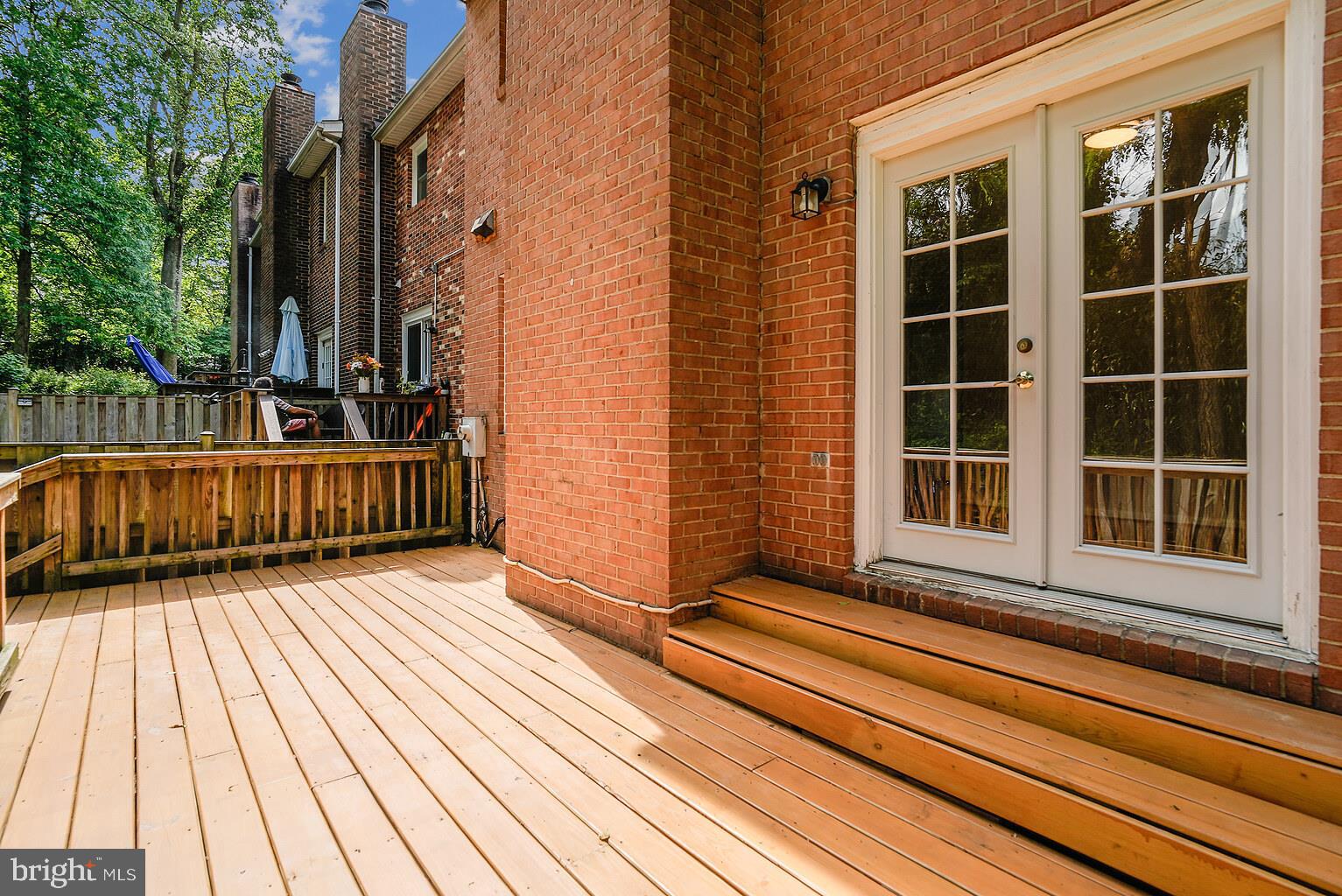 Real estate listing preview #7