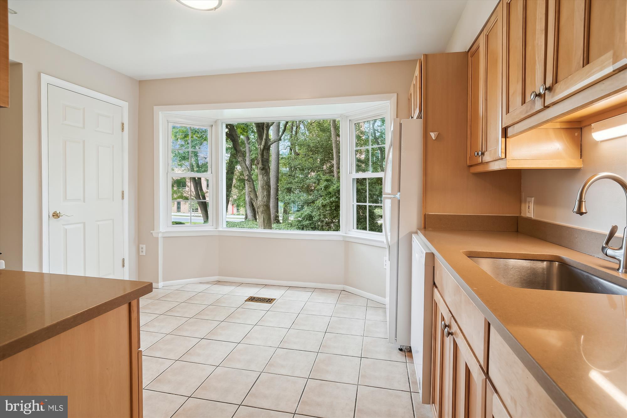 Real estate listing preview #10