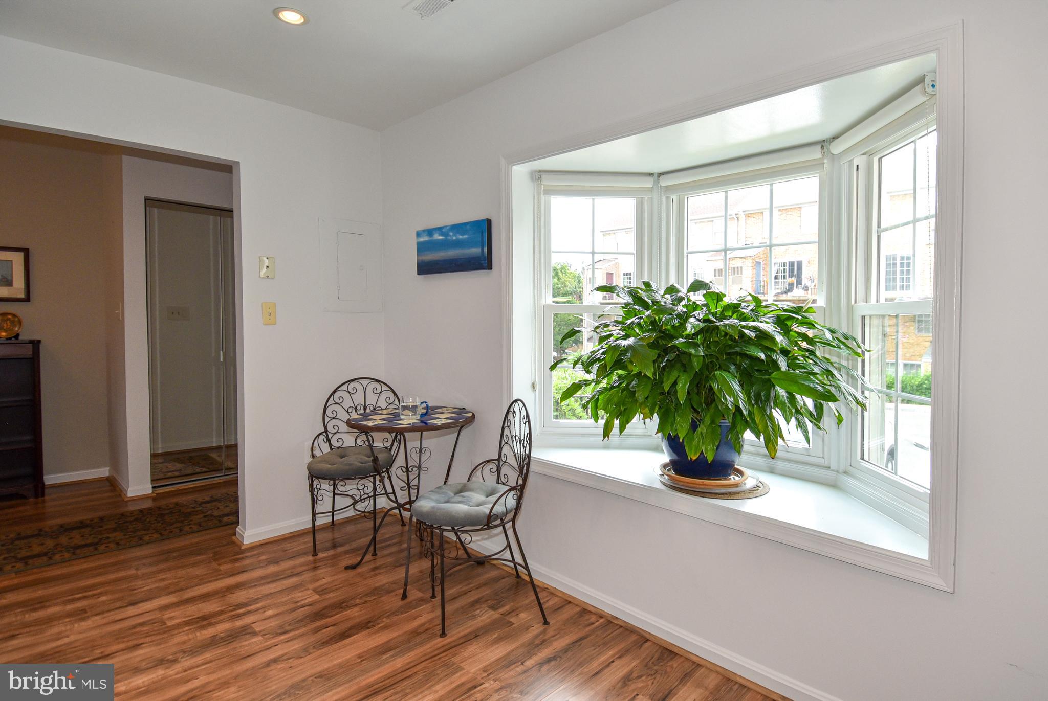 Real estate listing preview #14