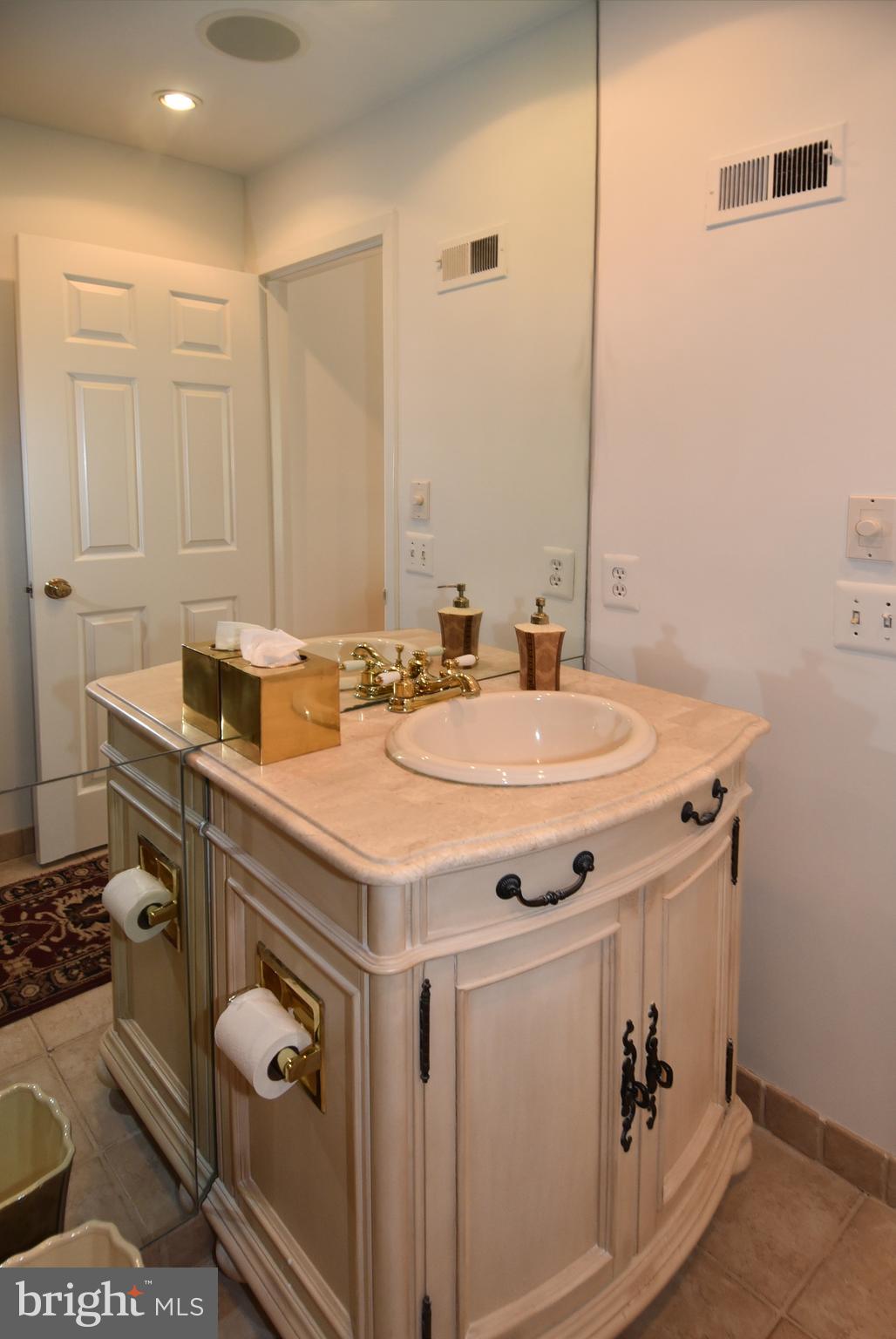 Real estate listing preview #26