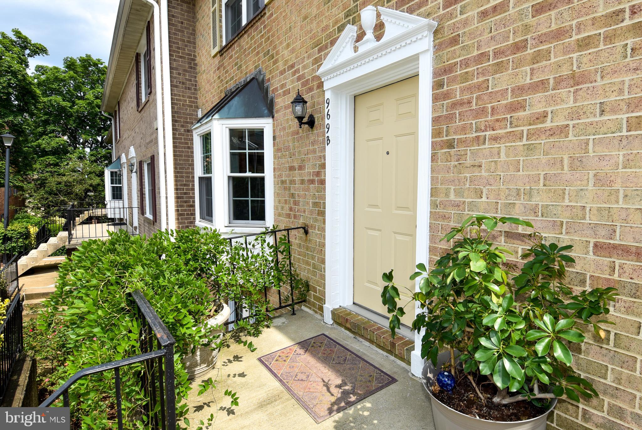 Real estate listing preview #2