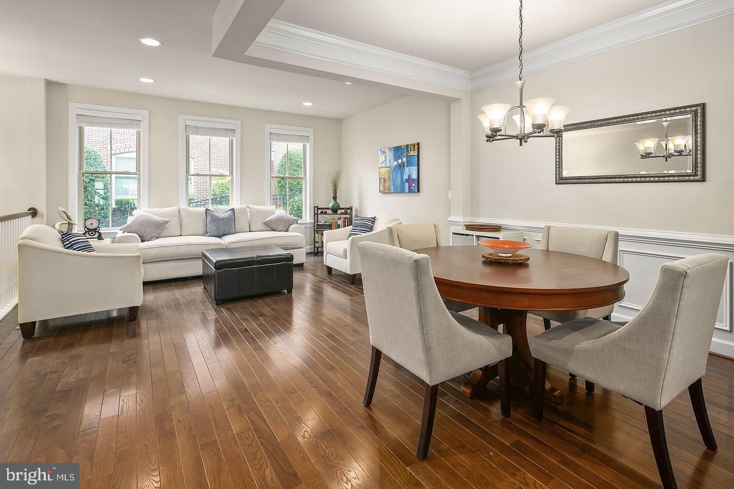 Real estate listing preview #10