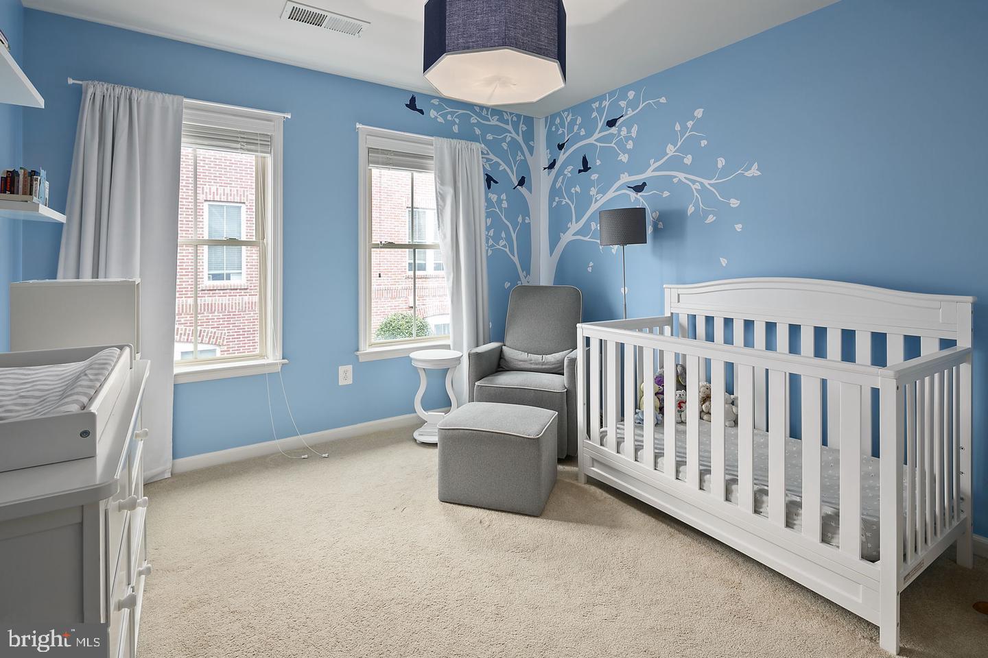 Real estate listing preview #24