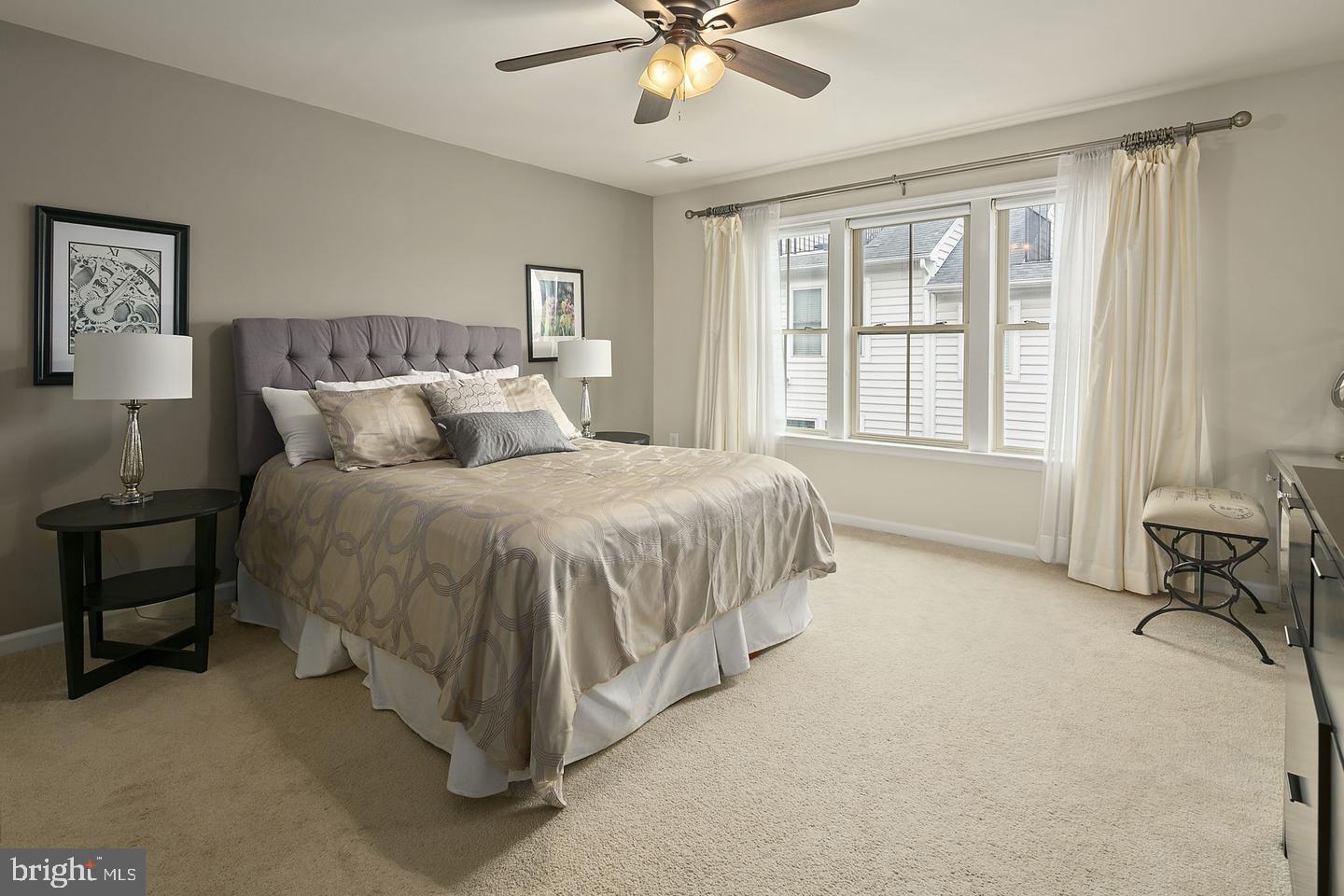 Real estate listing preview #18