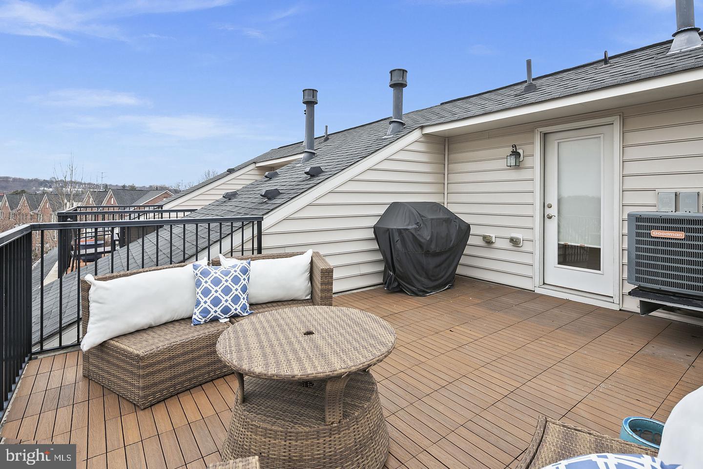 Real estate listing preview #31